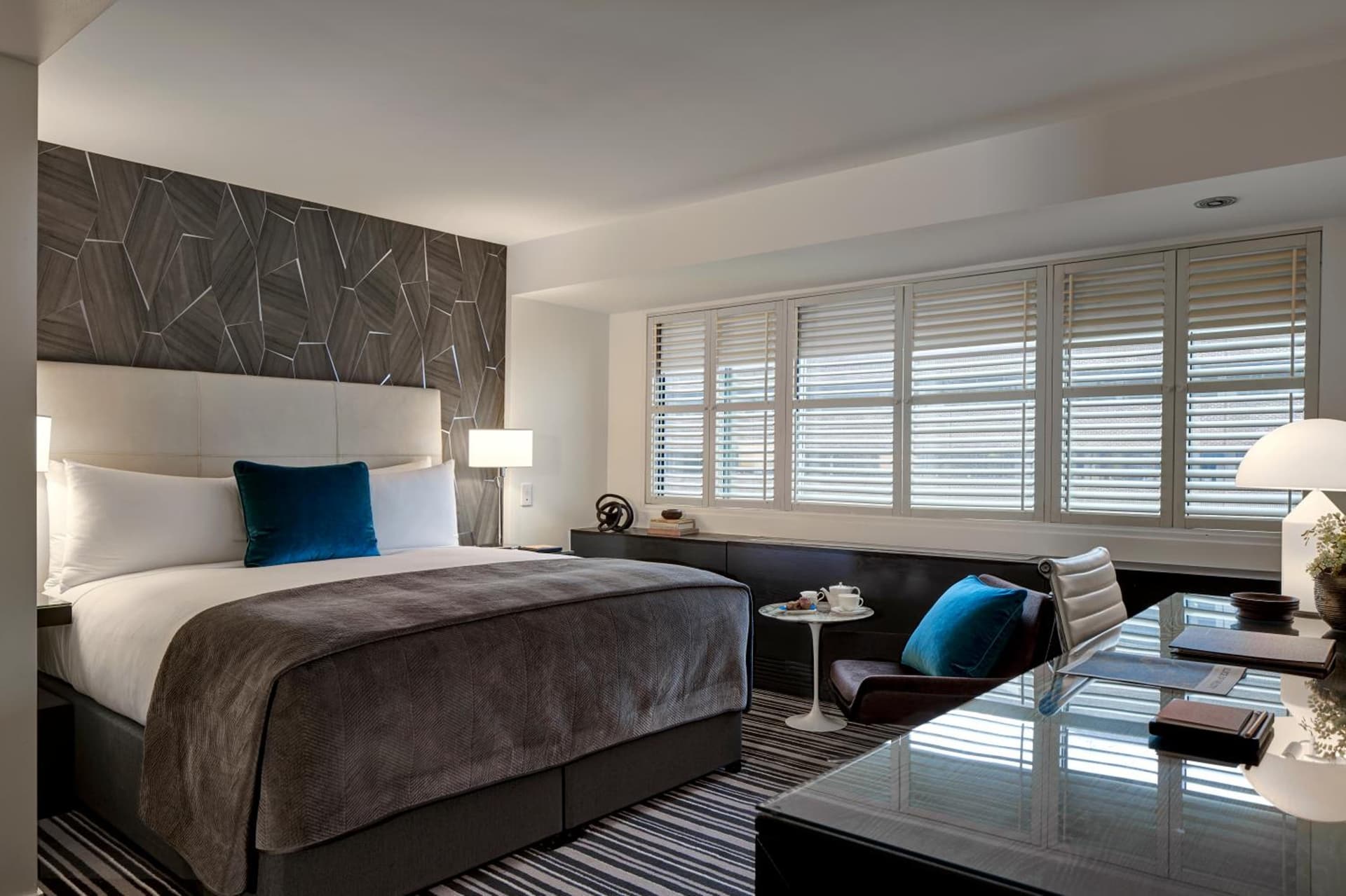 The Dupont Circle Hotel interior in Washington, DC — gallery photo 2