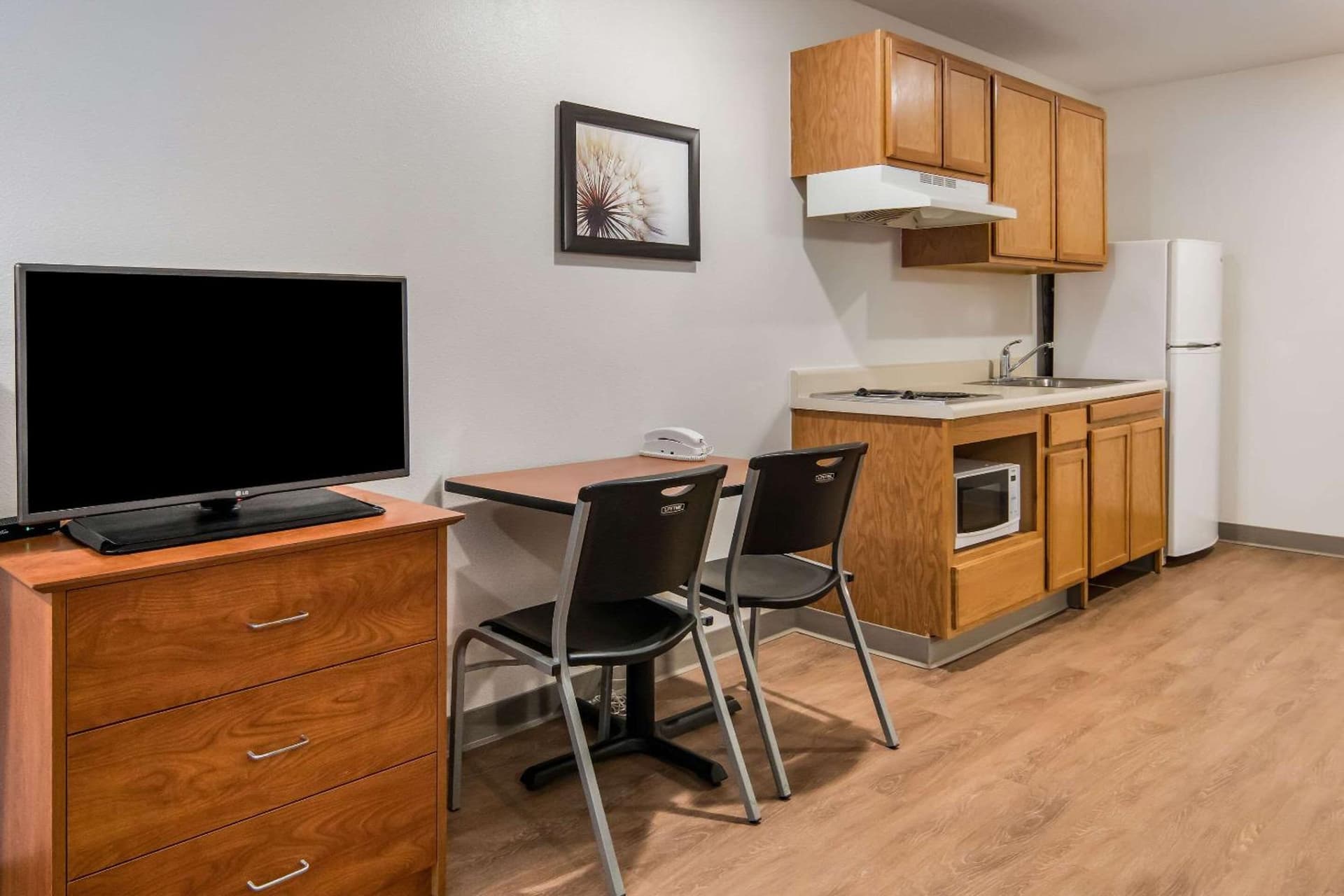 WoodSpring Suites Abilene interior in Abilene, TX — gallery photo 2