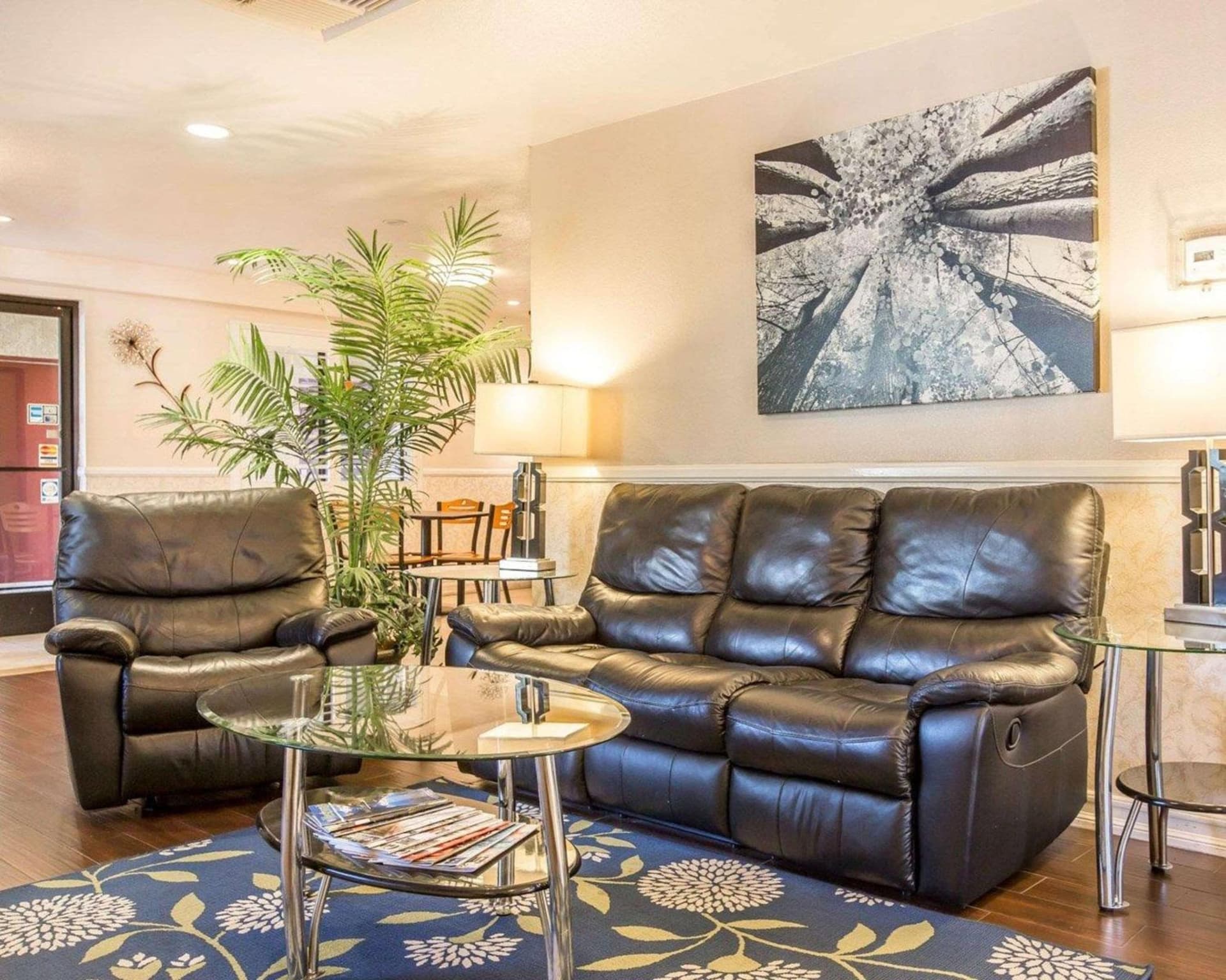 Rodeway Inn & Suites Colton-Riverside property views in Colton, CA — gallery photo 3