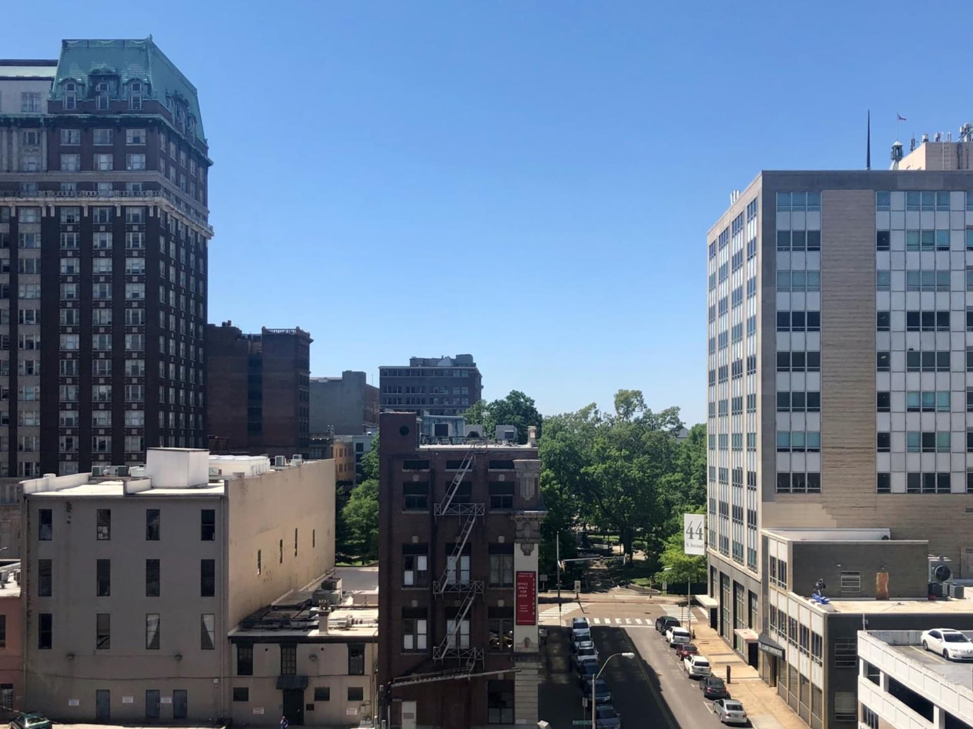 Hotel Indigo - Memphis Downtown by IHG featured exterior or lobby in Memphis, TN — similar hotel