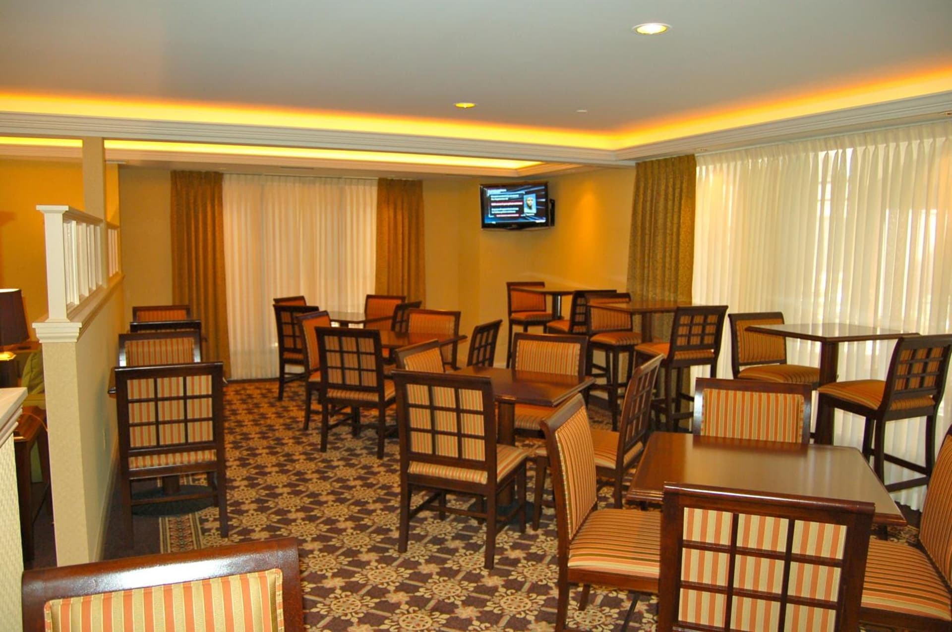 Ann Arbor Regent Hotel and Suites gallery photo in Ann Arbor, MI — image 9