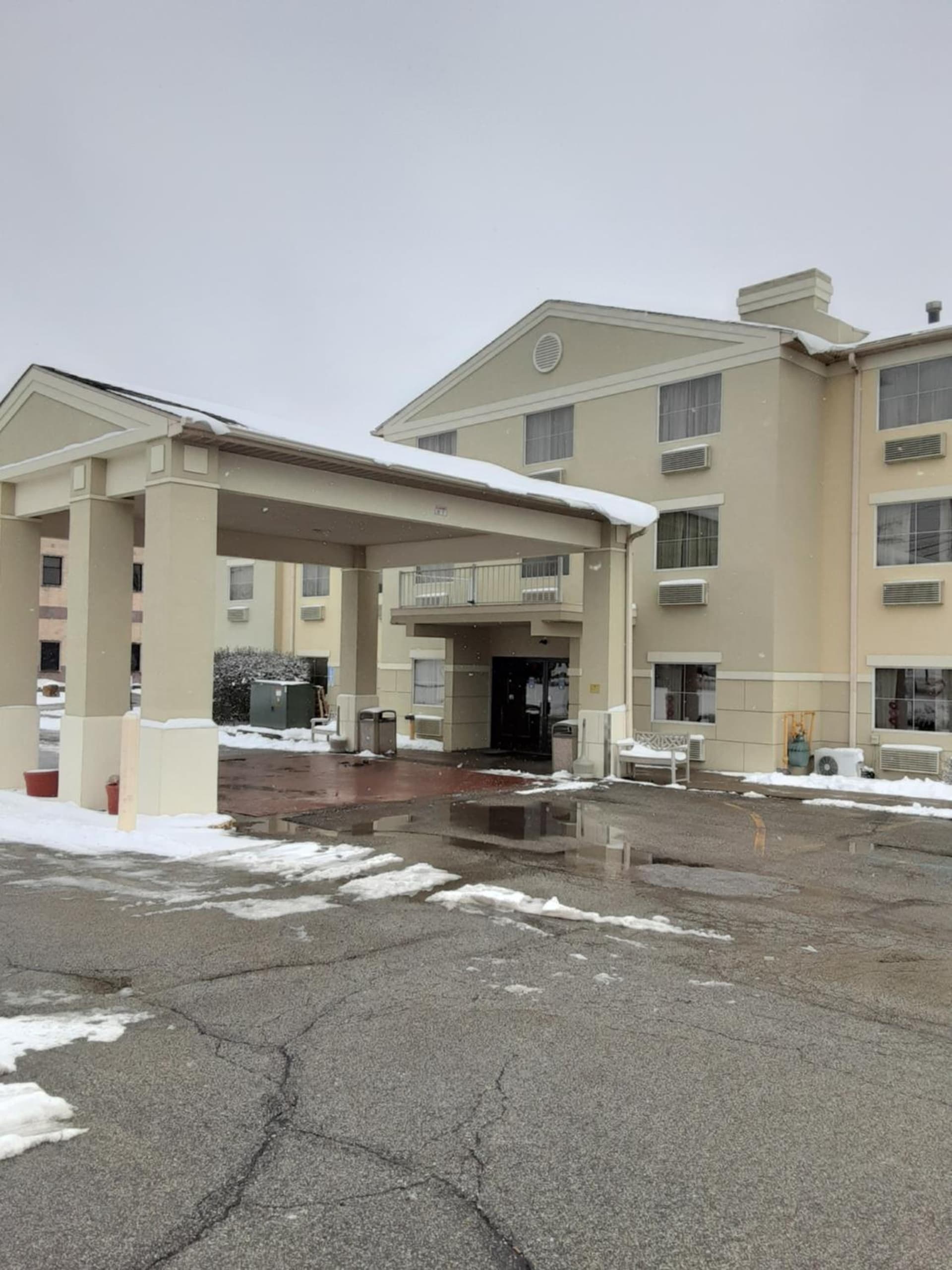 Wingate by Wyndham Pittsburgh West Mifflin featured exterior or lobby in West Mifflin, PA — similar hotel