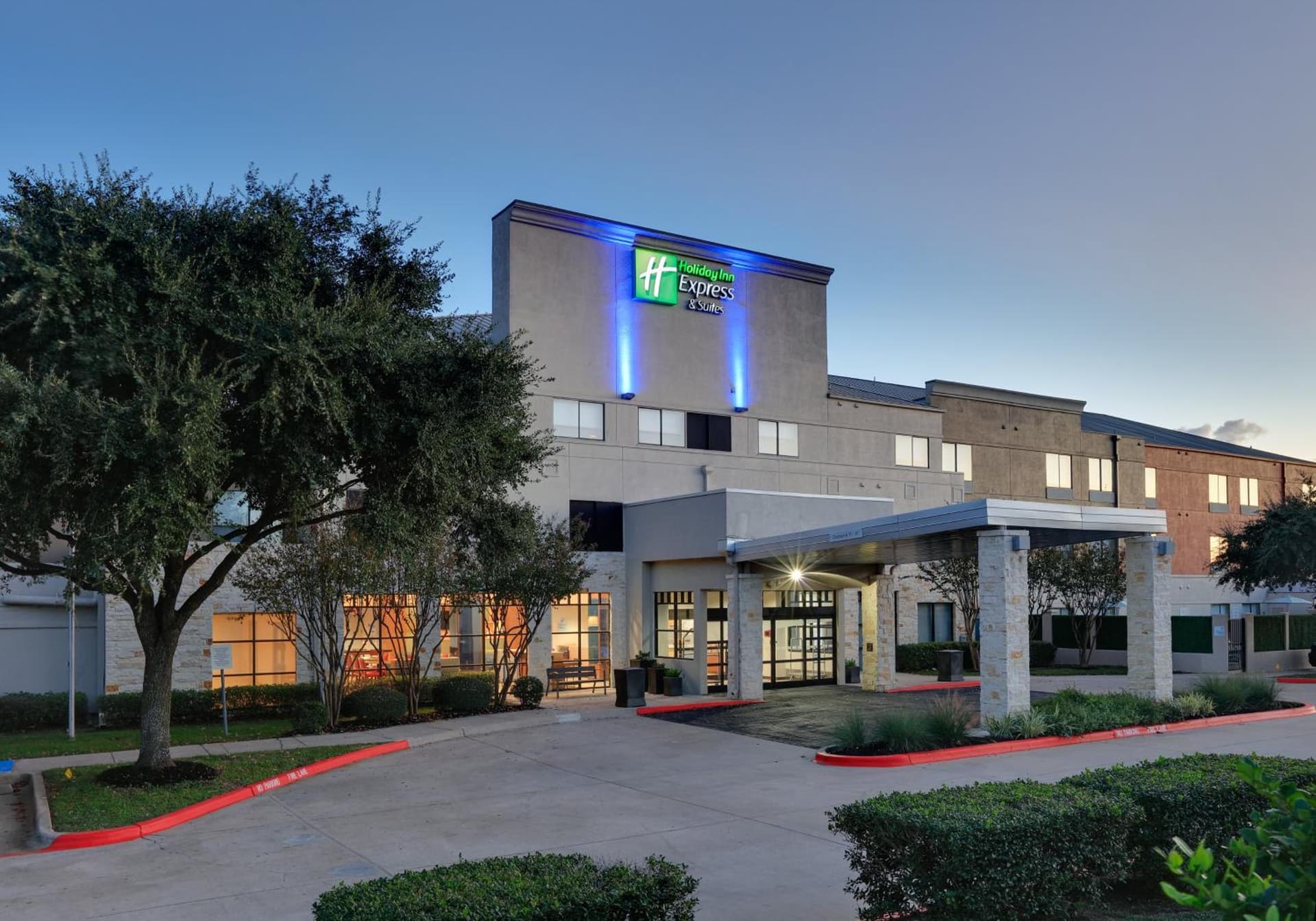 Holiday Inn Express & Suites - Austin - Round Rock by IHG featured exterior or lobby in Round Rock, TX — similar hotel