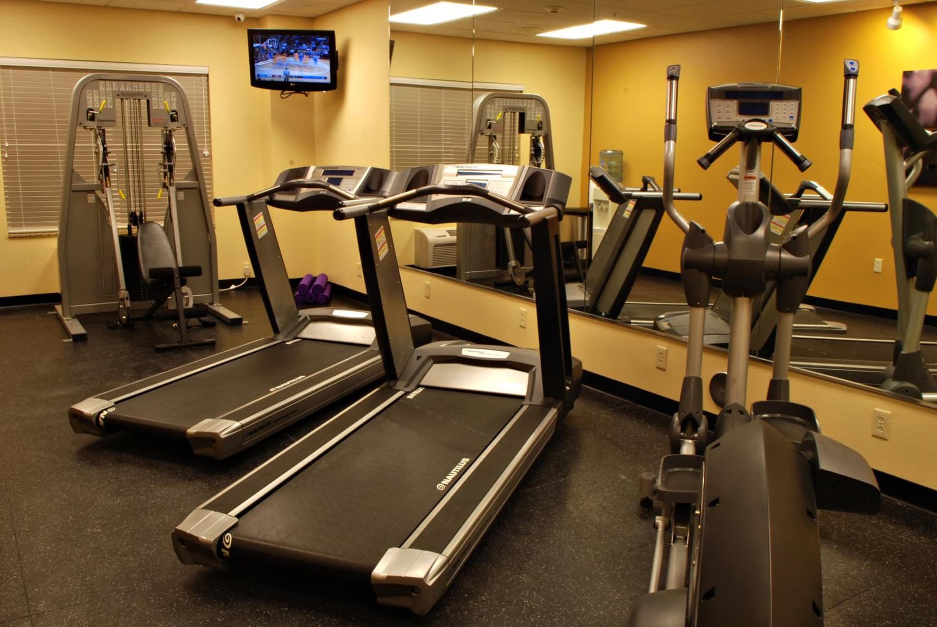 Country Inn & Suites by Radisson, Tucson City Center AZ gallery photo in Tucson, AZ — image 93