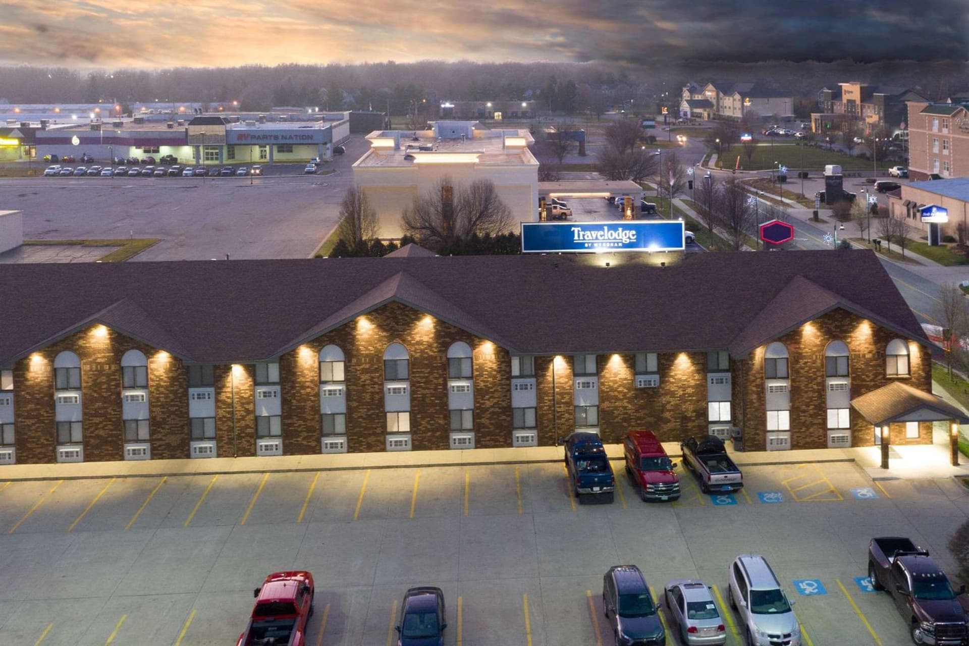 Travelodge by Wyndham Elkhart interior in Elkhart, IN — gallery photo 2