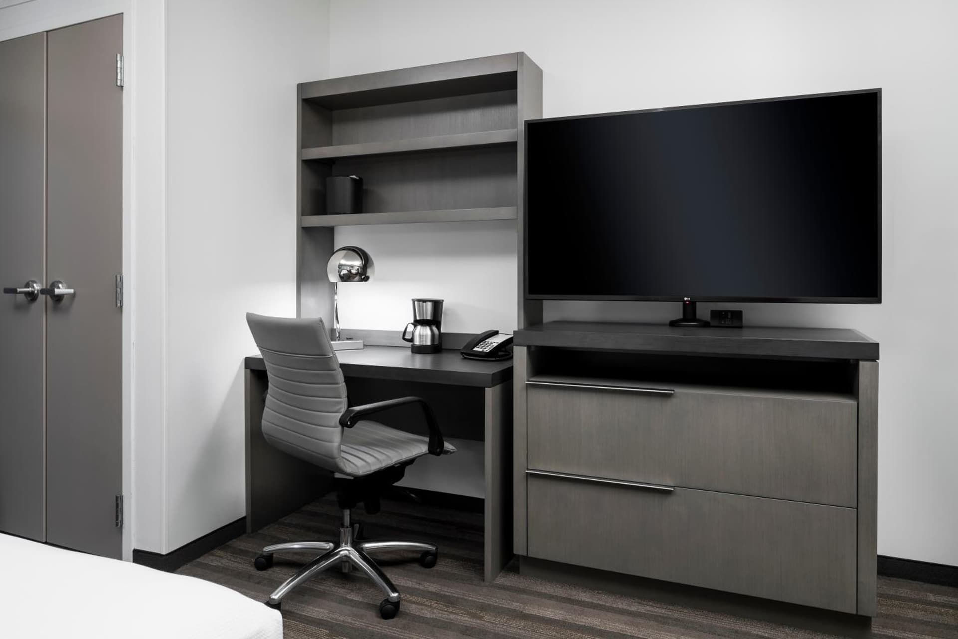 Hyatt House Tempe Phoenix University gallery photo in Tempe, AZ — image 30