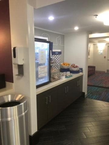 Holiday Inn Express Hickory - Hickory Mart by IHG gallery photo in Hickory, NC — image 15