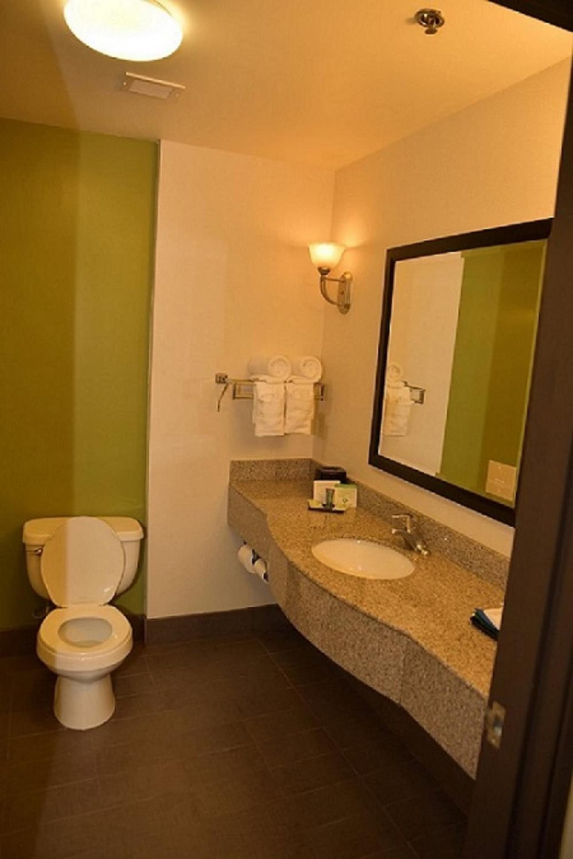 Sleep Inn & Suites Laurel near Fort Meade interior in Laurel, MD — gallery photo 2