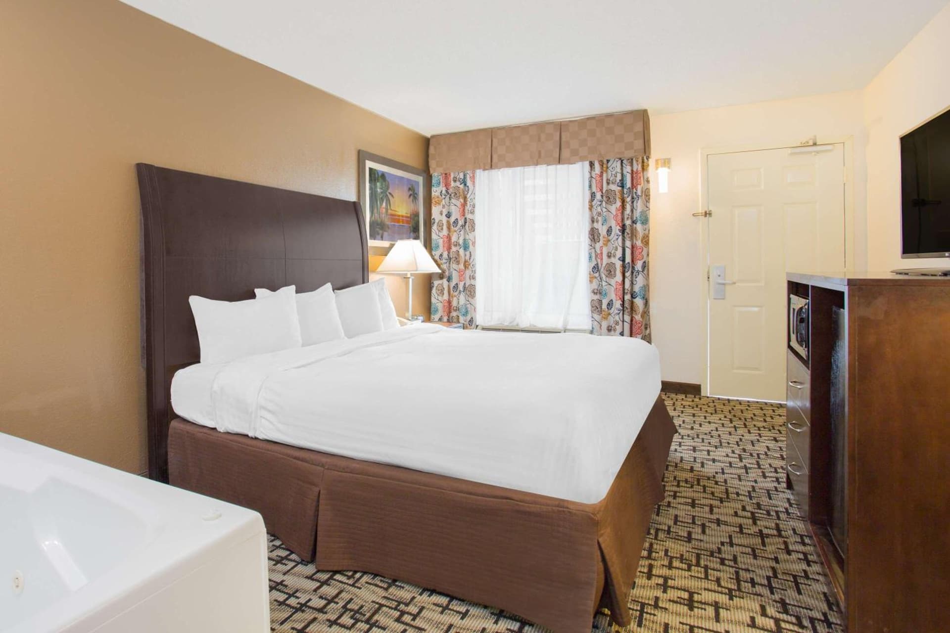 SureStay Hotel by Best Western North Myrtle Beach property views in Myrtle Beach, SC — gallery photo 3