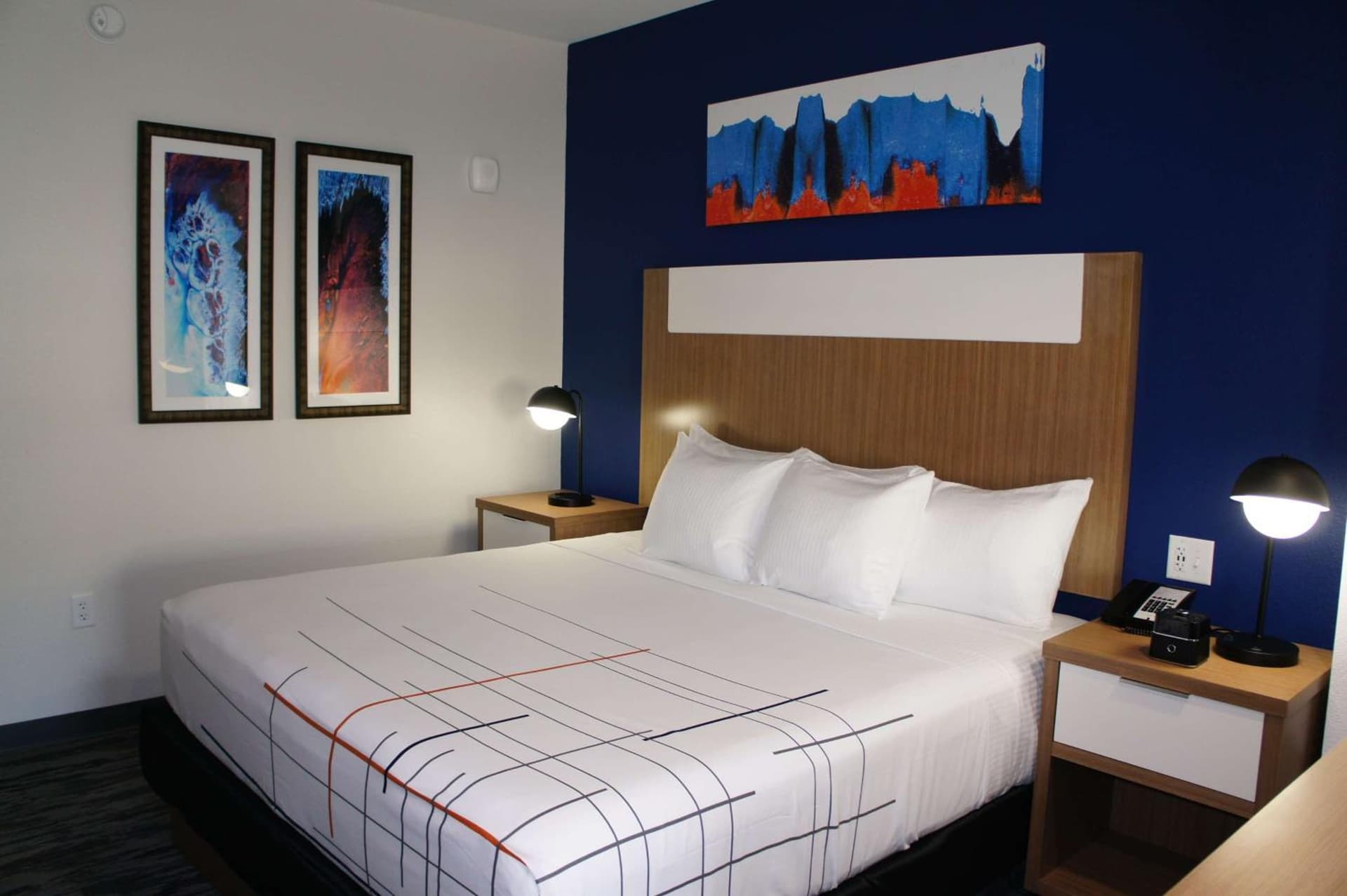 La Quinta Inn & Suites by Wyndham Katy gallery photo in Katy, TX — image 8