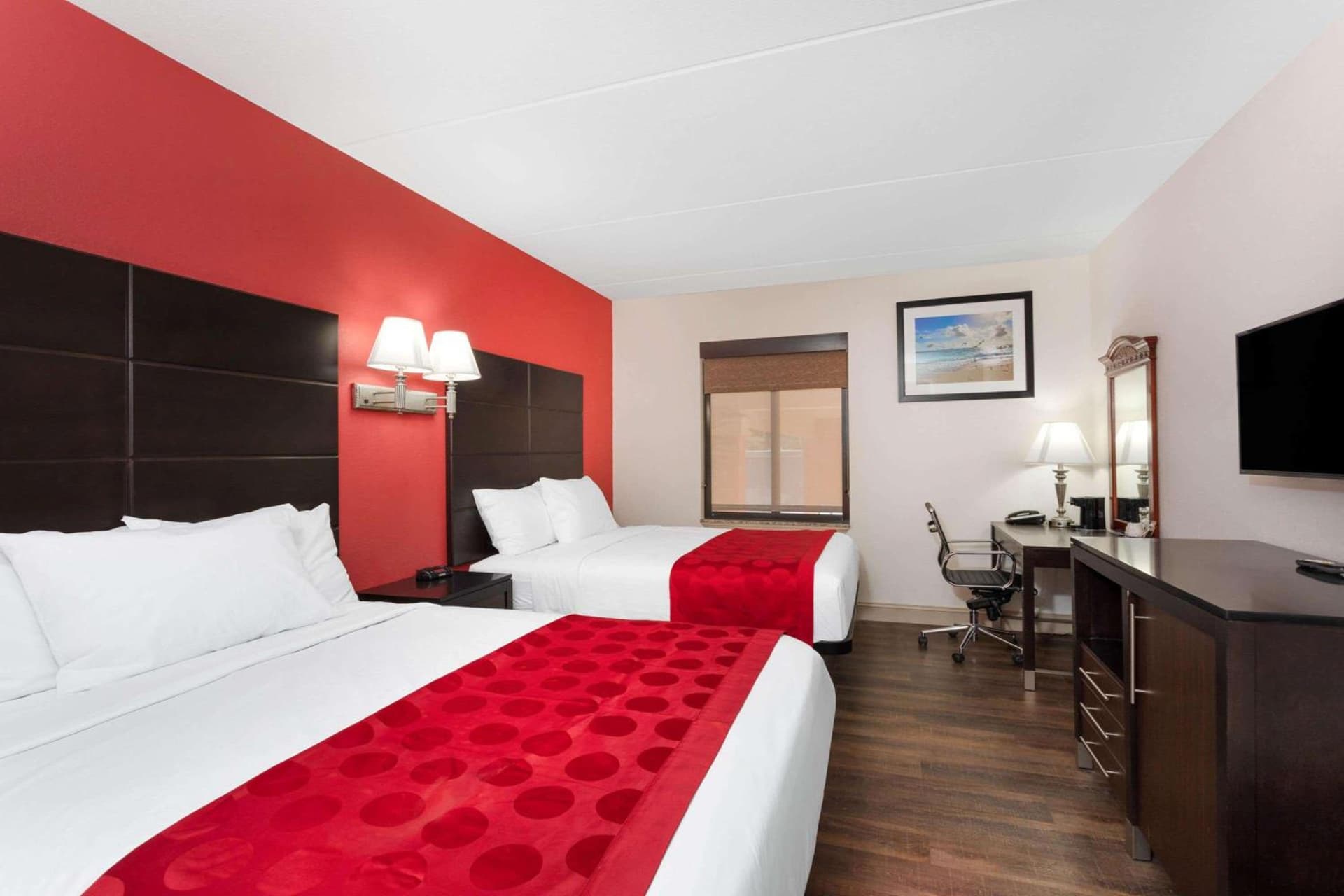 Ramada by Wyndham Panama City gallery photo in Panama City, FL — image 28
