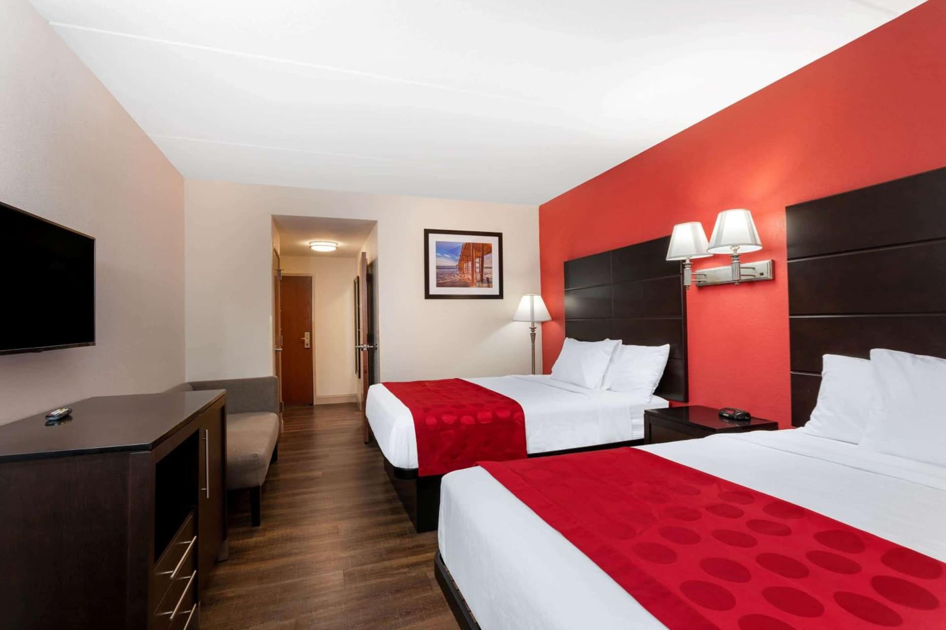 Ramada by Wyndham Panama City gallery photo in Panama City, FL — image 16