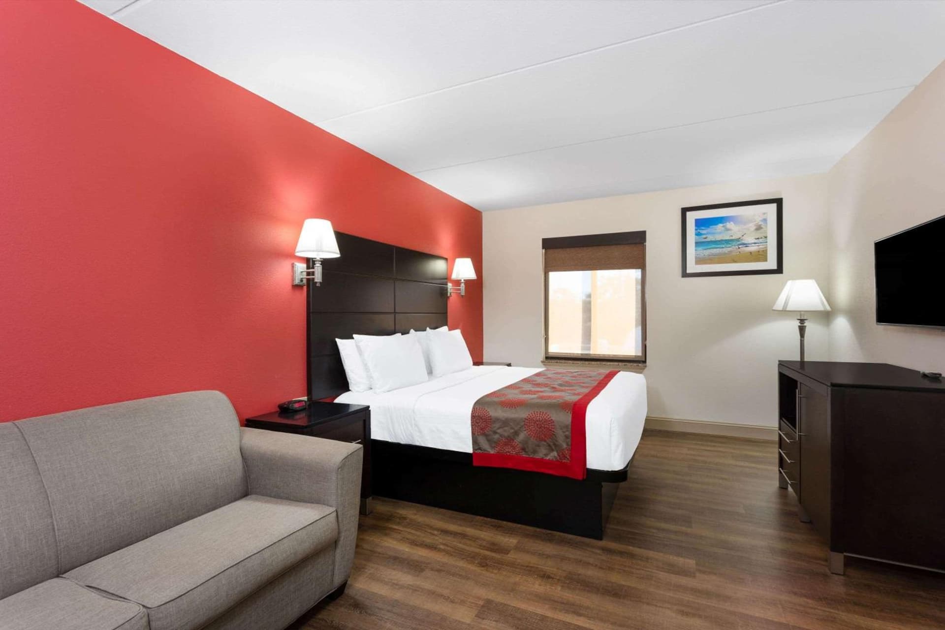 Ramada by Wyndham Panama City gallery photo in Panama City, FL — image 31