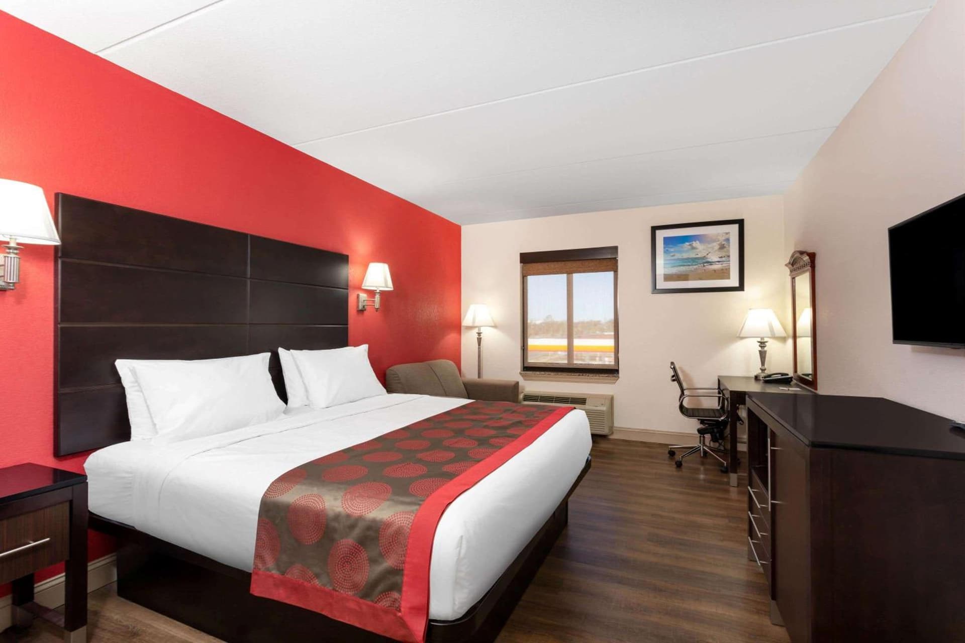 Ramada by Wyndham Panama City gallery photo in Panama City, FL — image 20