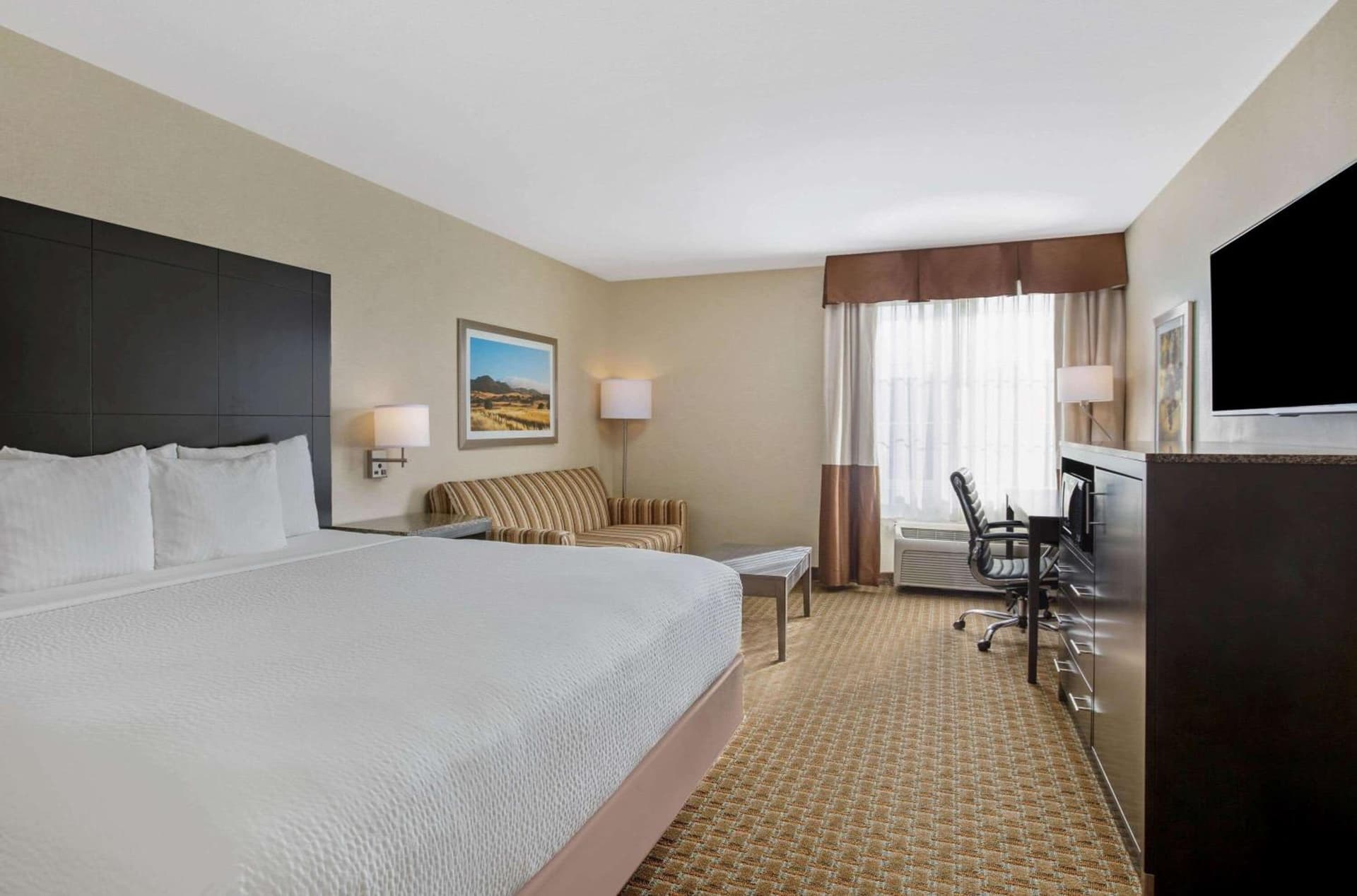La Quinta by Wyndham Paso Robles gallery photo in Paso Robles, CA — image 14