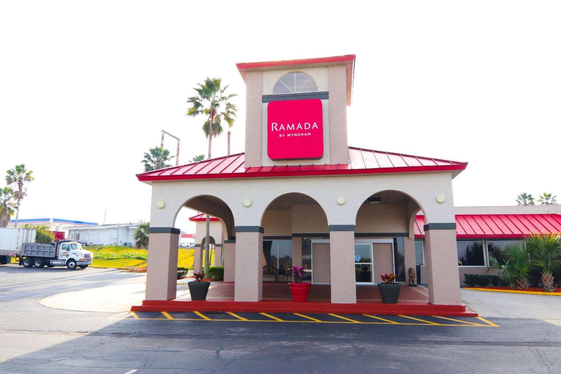Ramada by Wyndham Davenport Orlando South featured exterior or lobby in Davenport, FL — similar hotel