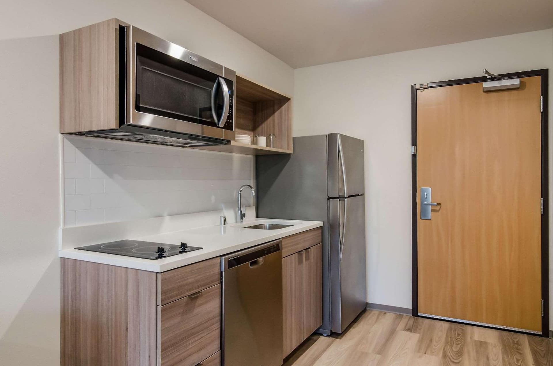 WoodSpring Suites Tacoma - Lakewood interior in Lakewood, WA — gallery photo 2