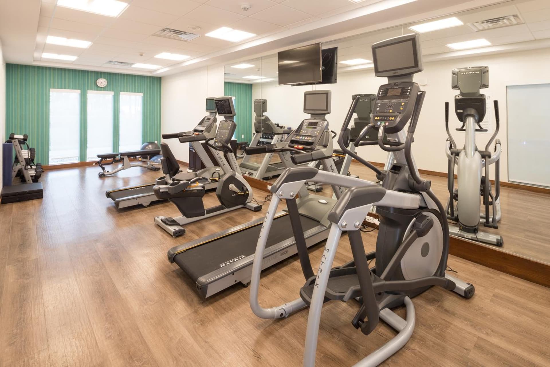 Holiday Inn Express Hotel & Suites Bay City by IHG gallery photo in Bay City, MI — image 41