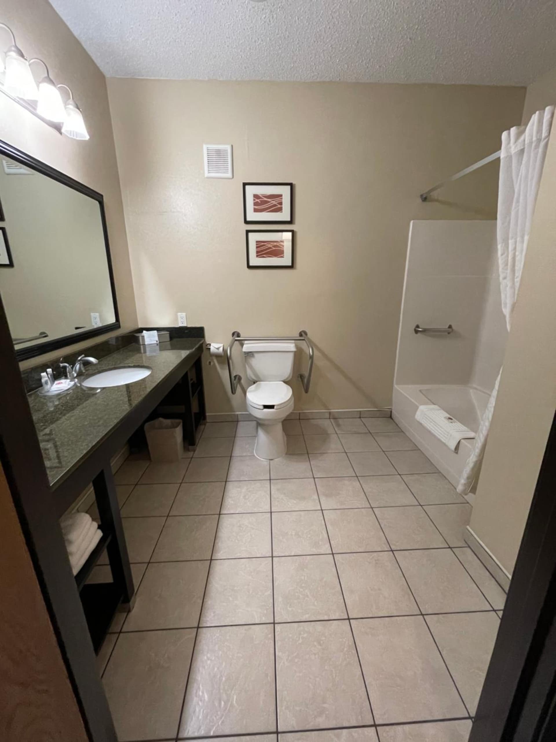 Comfort Suites Near Vancouver Mall gallery photo in Vancouver, WA — image 20