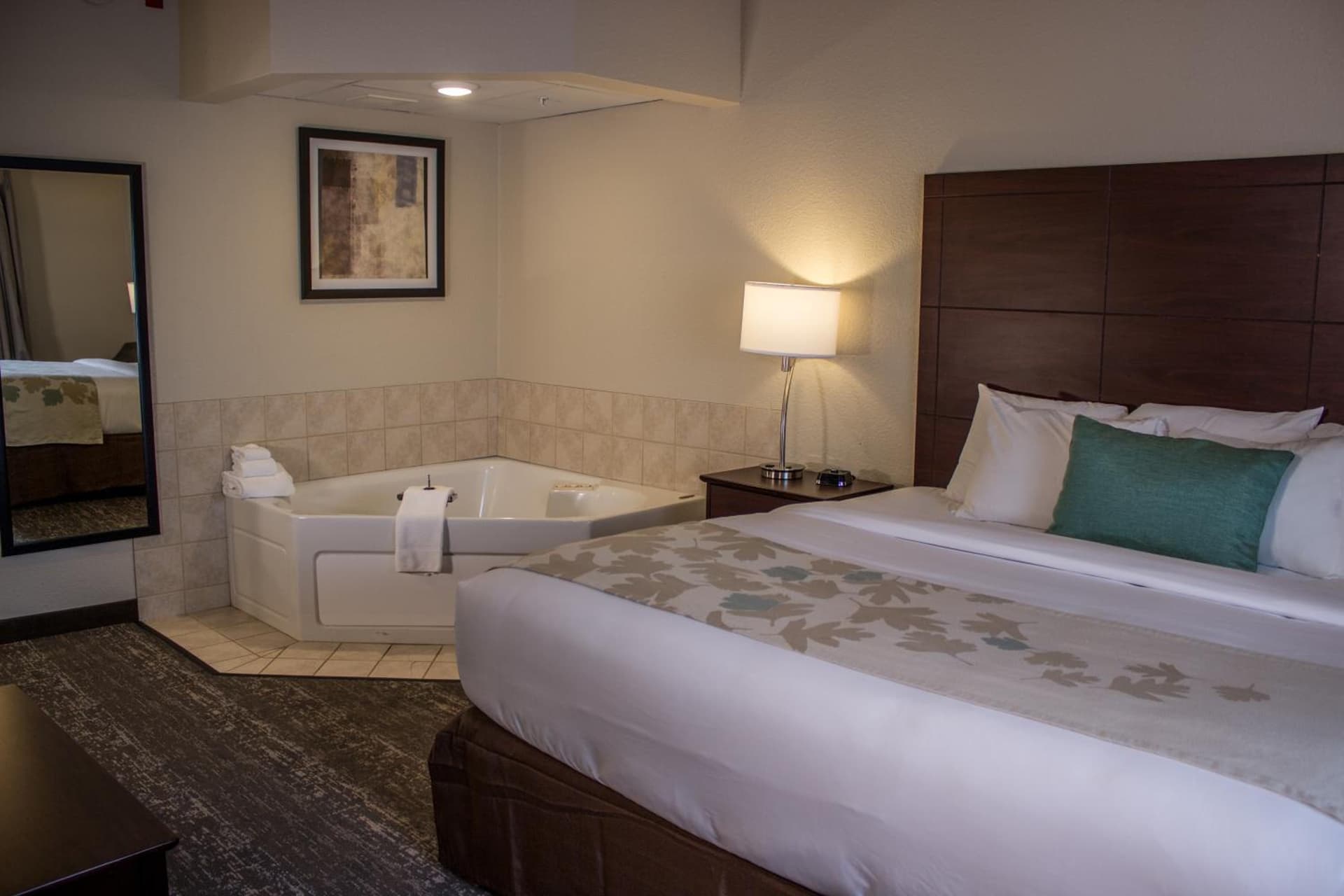 Cobblestone Suites - Oshkosh gallery photo in Oshkosh, WI — image 43