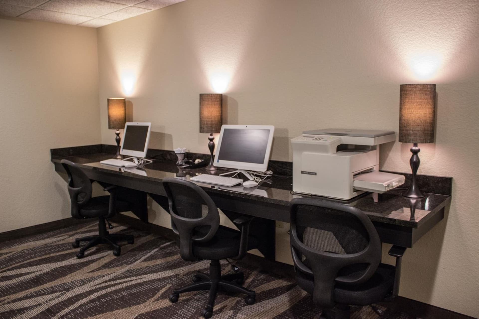 Cobblestone Suites - Oshkosh gallery photo in Oshkosh, WI — image 50