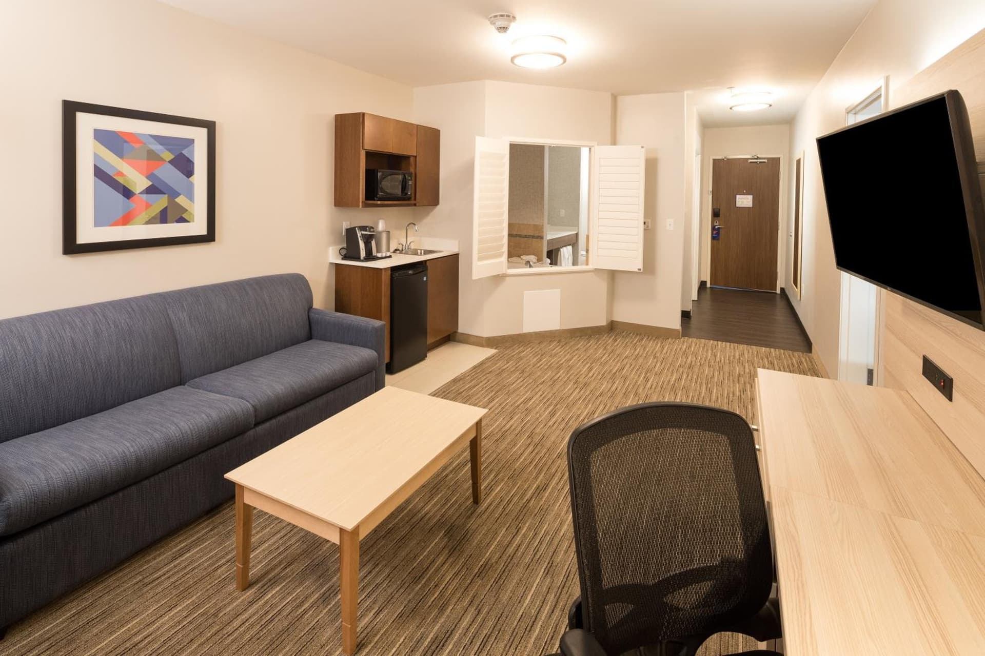 Holiday Inn Express Hotel & Suites Bay City by IHG gallery photo in Bay City, MI — image 47
