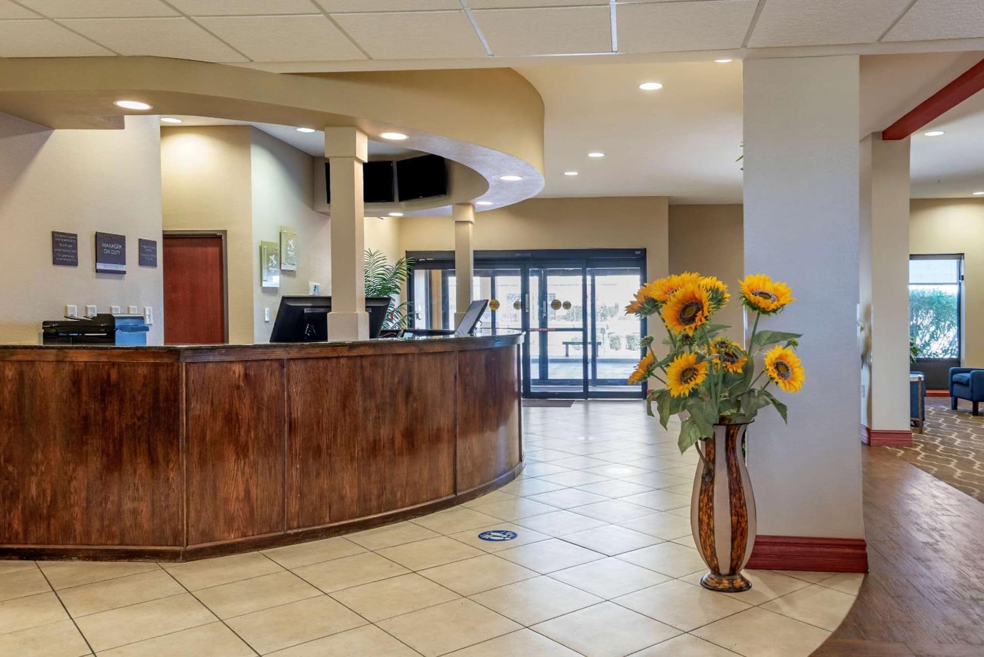 Comfort Suites Airport South gallery photo in Montgomery, AL — image 16