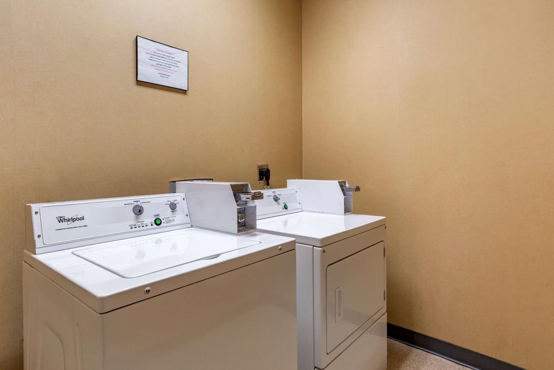 Comfort Suites Airport South gallery photo in Montgomery, AL — image 7