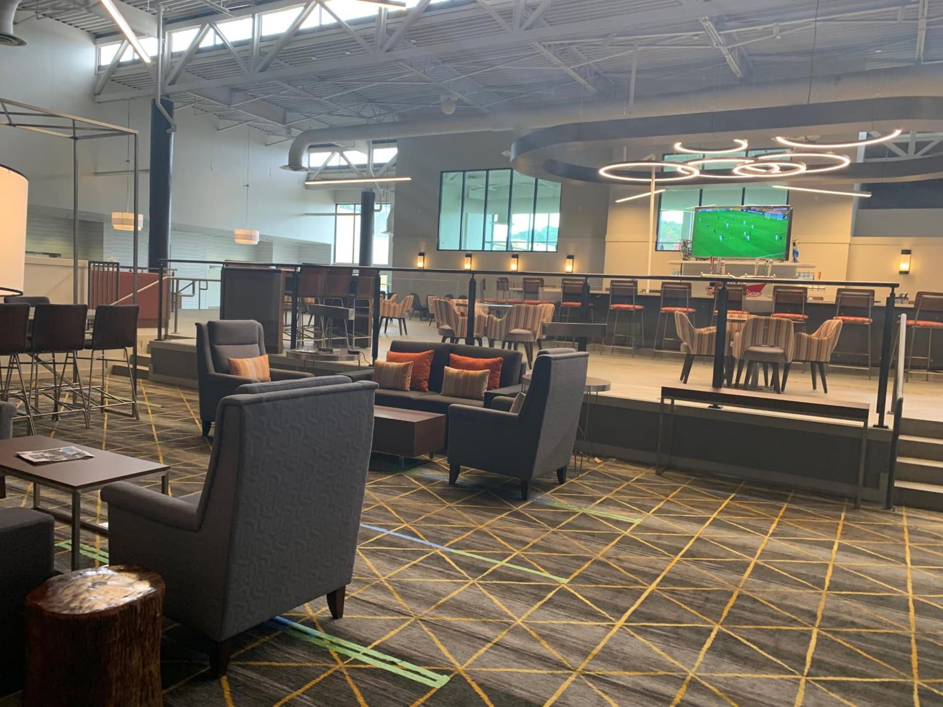 Holiday Inn Baton Rouge-South by IHG interior in Baton Rouge, LA — gallery photo 2