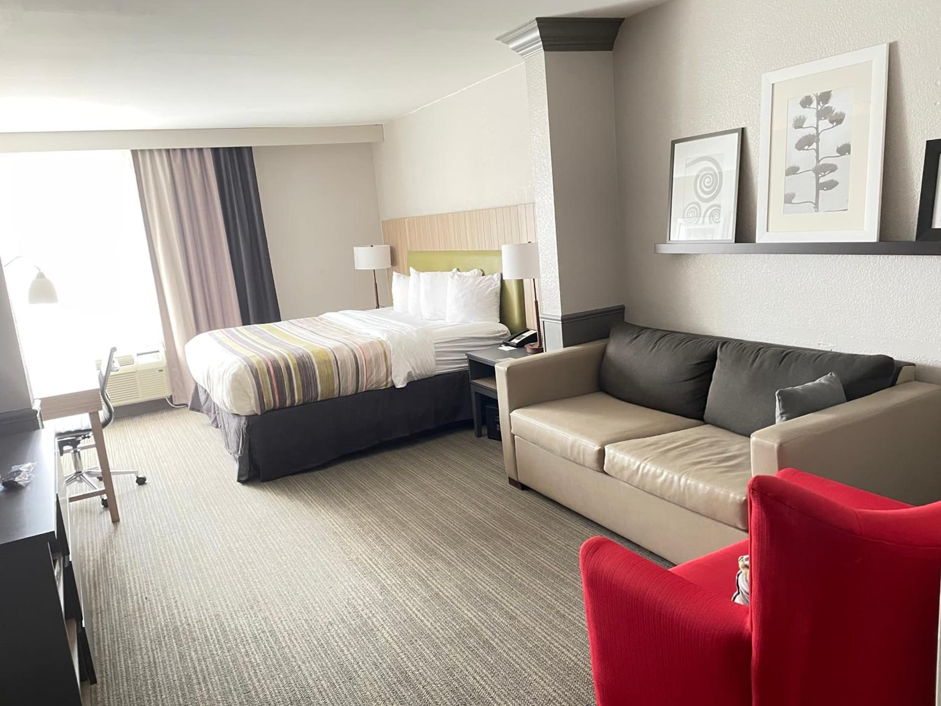 Country Inn & Suites by Radisson, Greenville, NC gallery photo in Winterville, NC — image 22