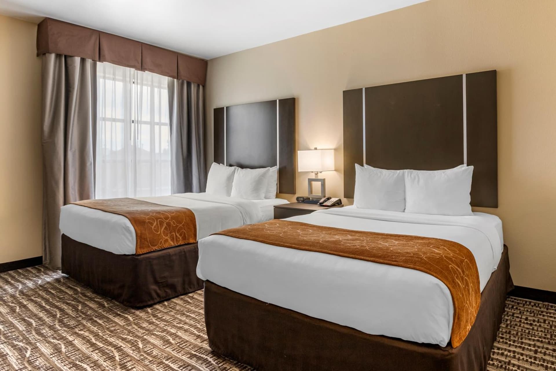 Comfort Suites Near Sam Houston Race Park gallery photo in Houston, TX — image 33