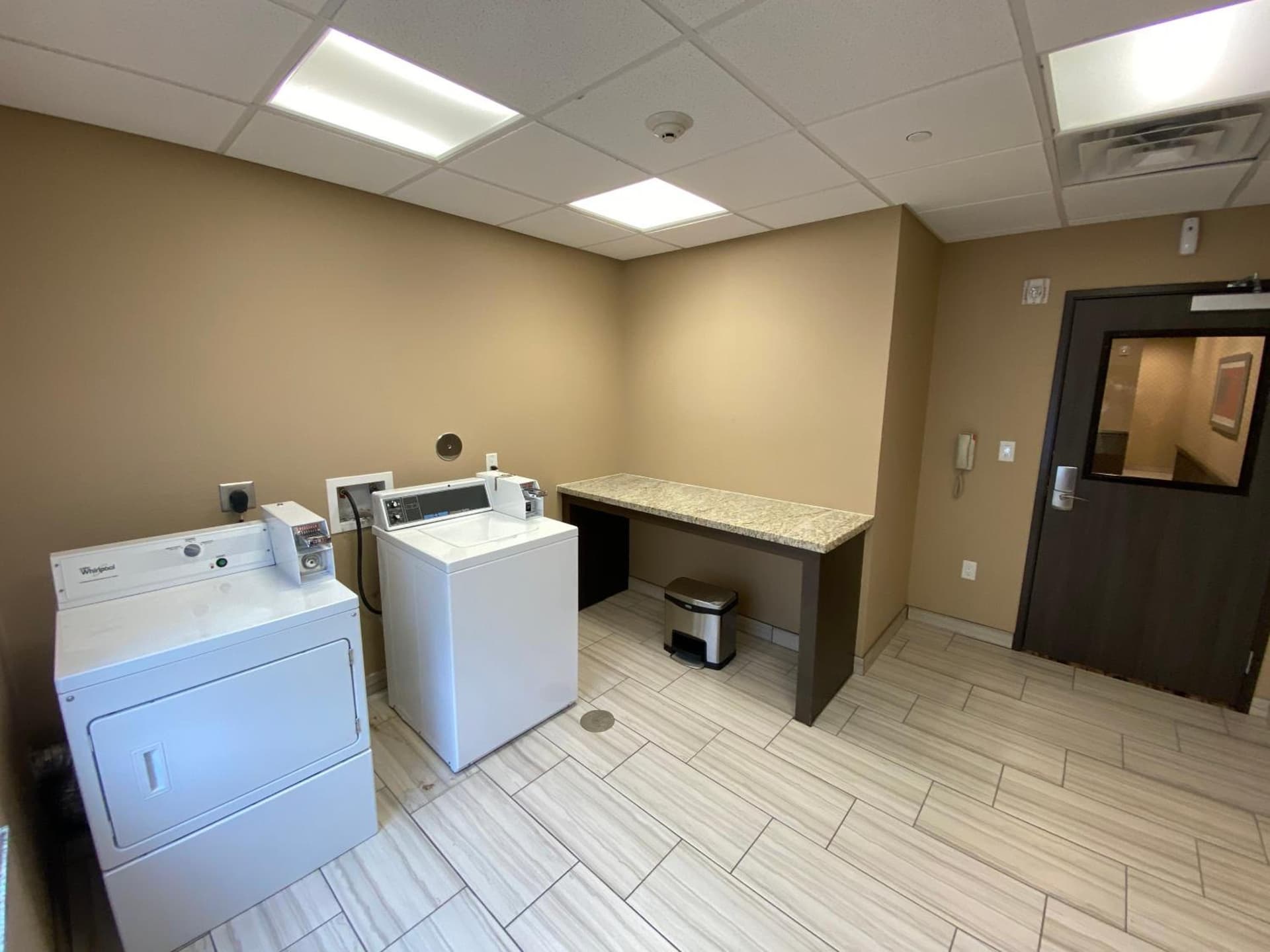 Comfort Suites Near Sam Houston Race Park gallery photo in Houston, TX — image 31