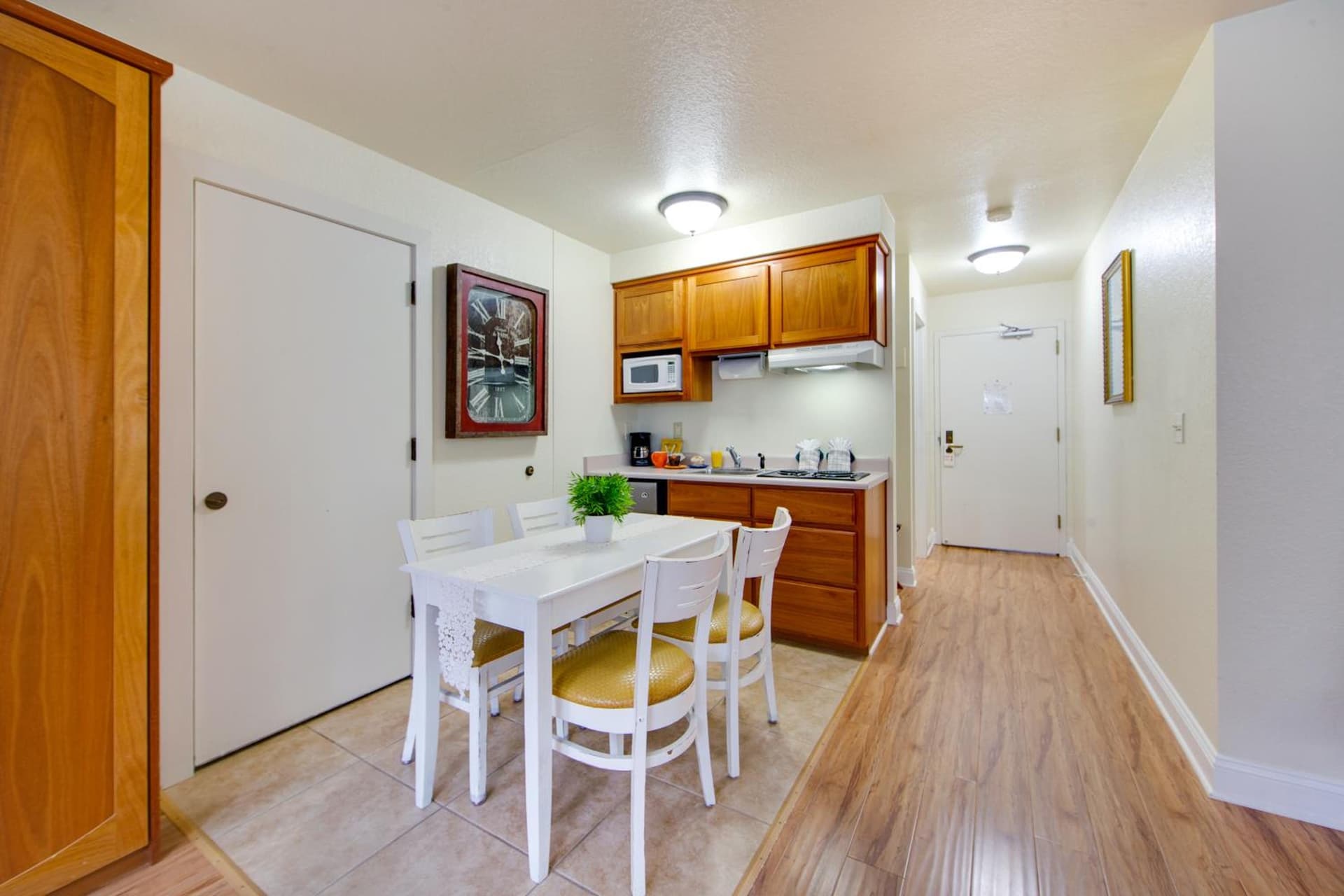 Stratford Inn gallery photo in Ashland, OR — image 42