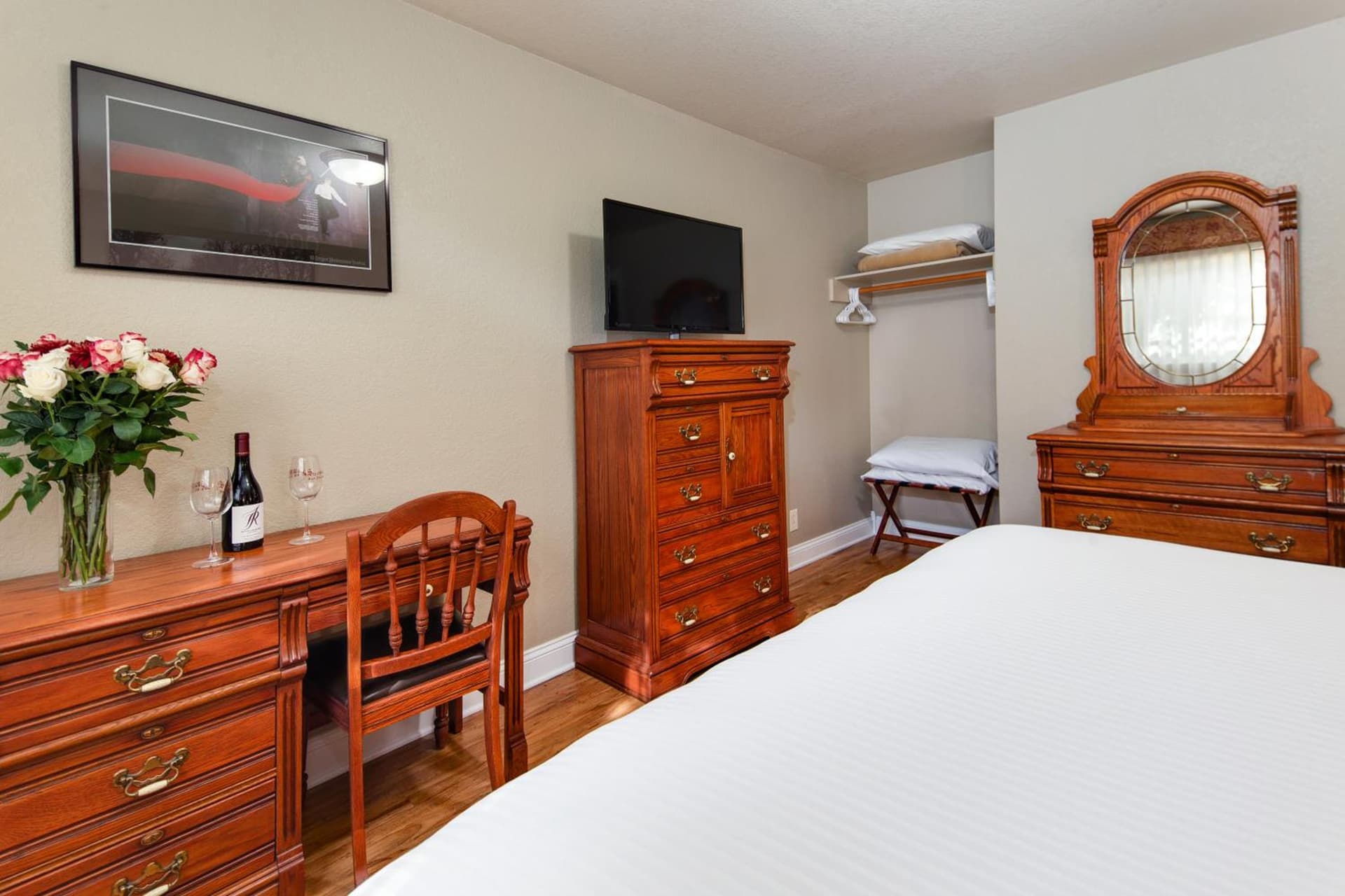 Stratford Inn gallery photo in Ashland, OR — image 87