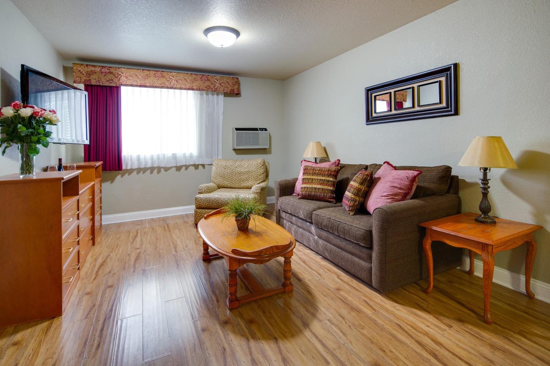 Stratford Inn gallery photo in Ashland, OR — image 49