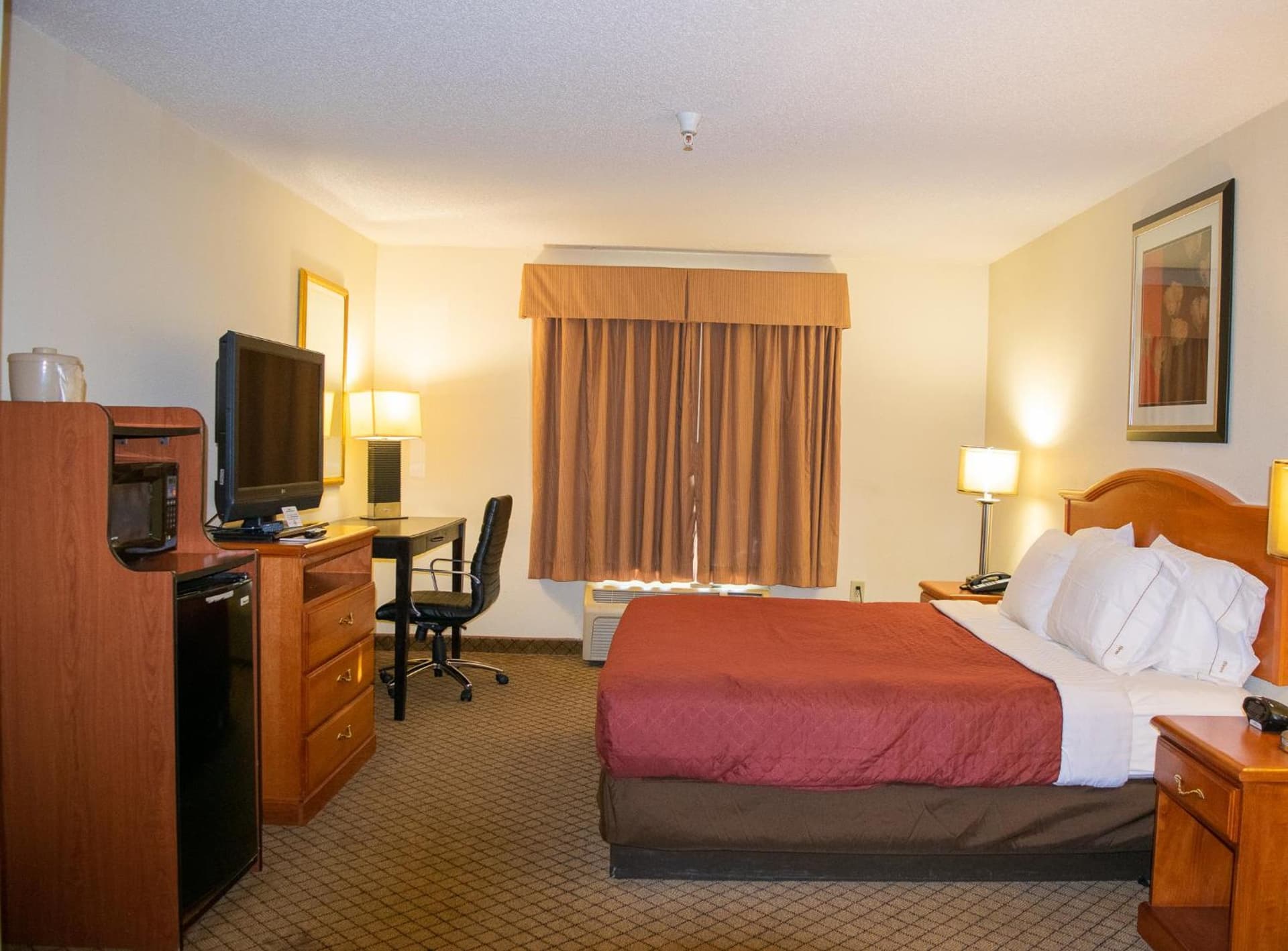 Home Inn & Suites gallery photo in Montgomery, AL — image 17