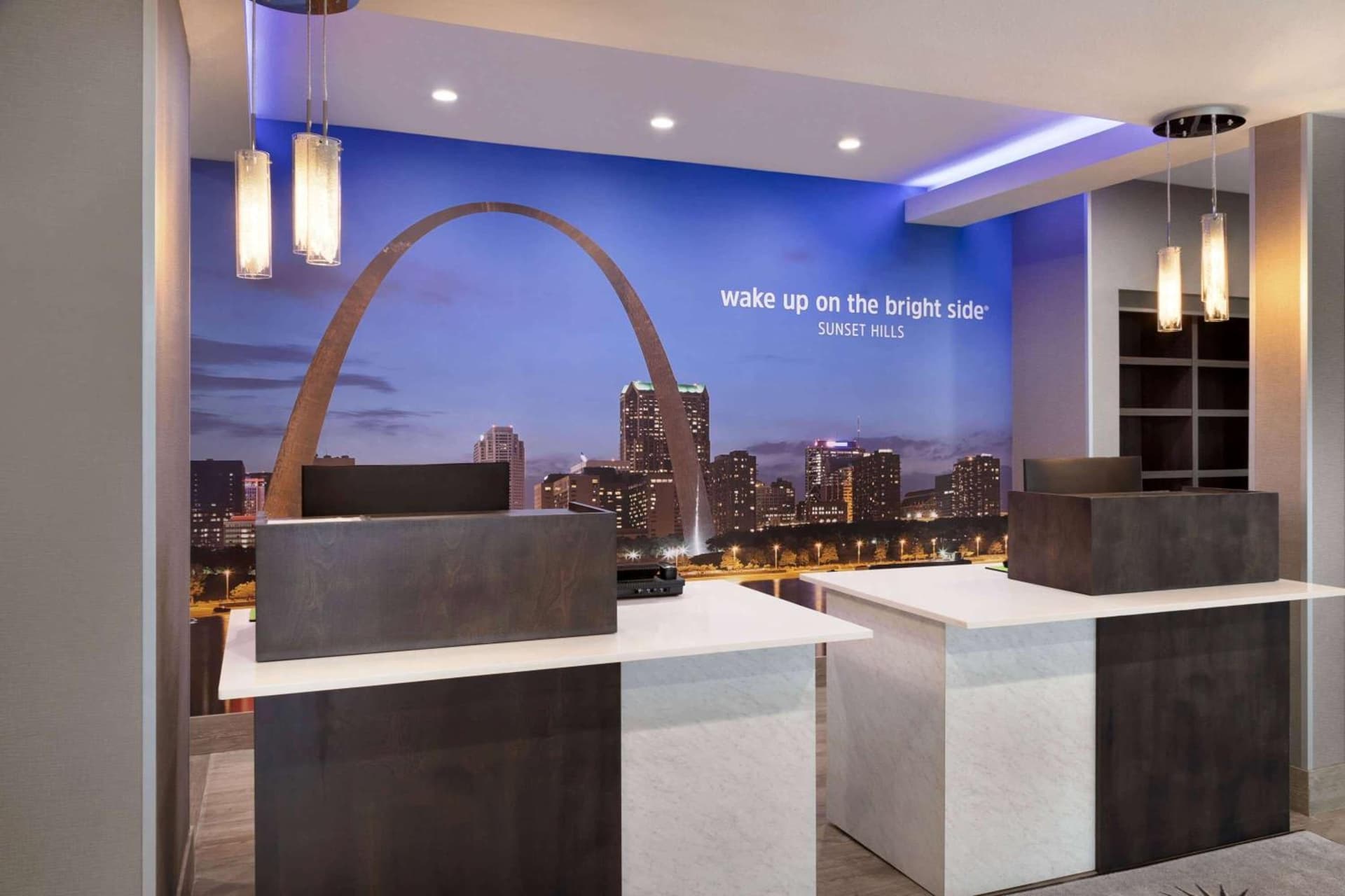 La Quinta Inn & Suites by Wyndham St Louis Route 66 gallery photo in Saint Louis, MO — image 5