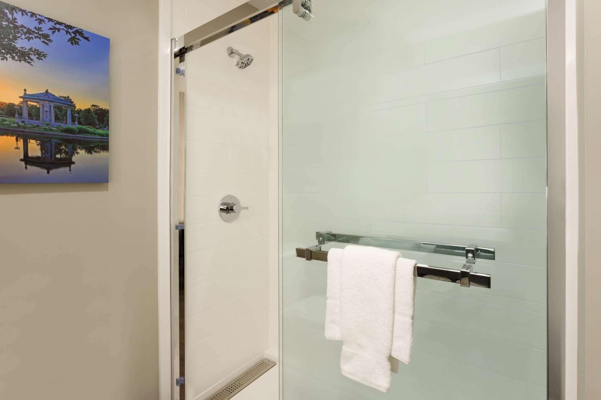 La Quinta Inn & Suites by Wyndham St Louis Route 66 gallery photo in Saint Louis, MO — image 15