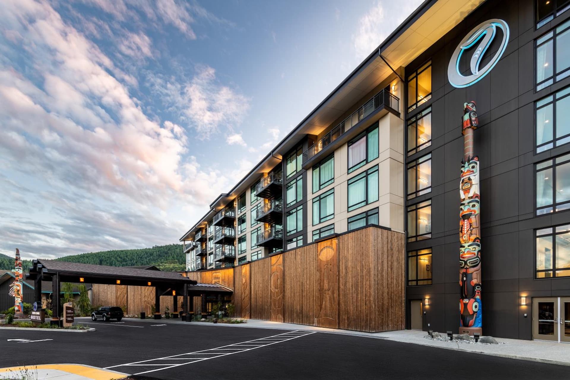 7 Cedars Hotel & Casino featured exterior or lobby in Sequim, WA — similar hotel