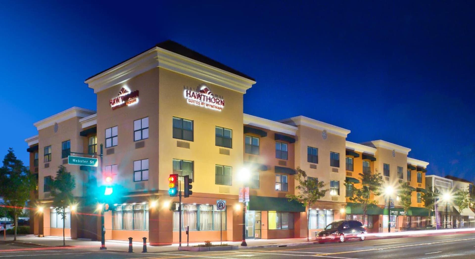Hawthorn Suites by Wyndham-Oakland/Alameda property views in Alameda, CA — gallery photo 3