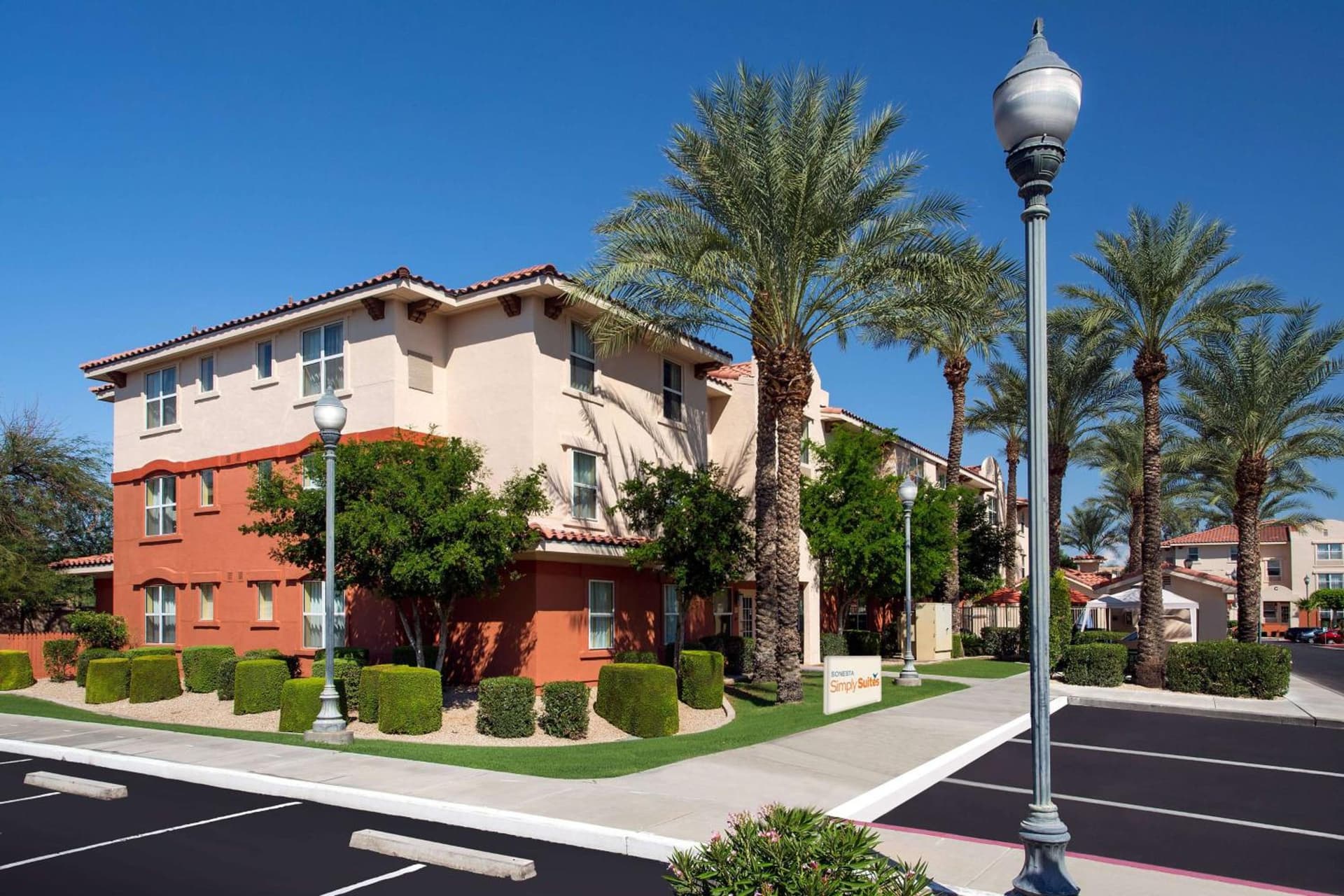 Sonesta Simply Suites Phoenix Scottsdale featured exterior or lobby in Scottsdale, AZ — similar hotel