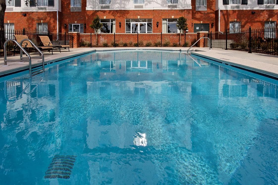 The Inn at Long Beach interior in Long Beach, MS — gallery photo 2