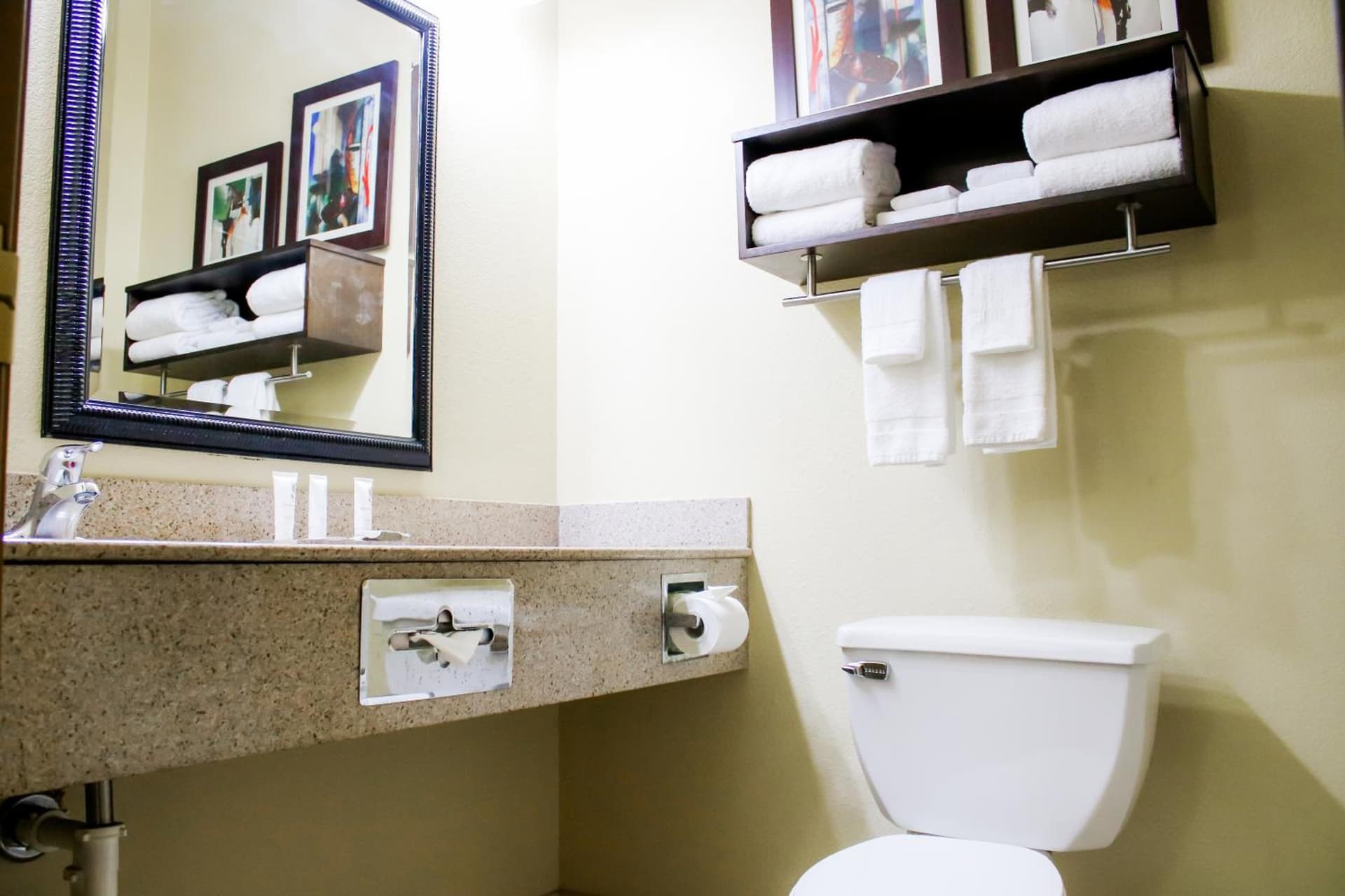 Country Inn & Suites by Radisson, Richmond West at I-64, VA gallery photo in Richmond, VA — image 41