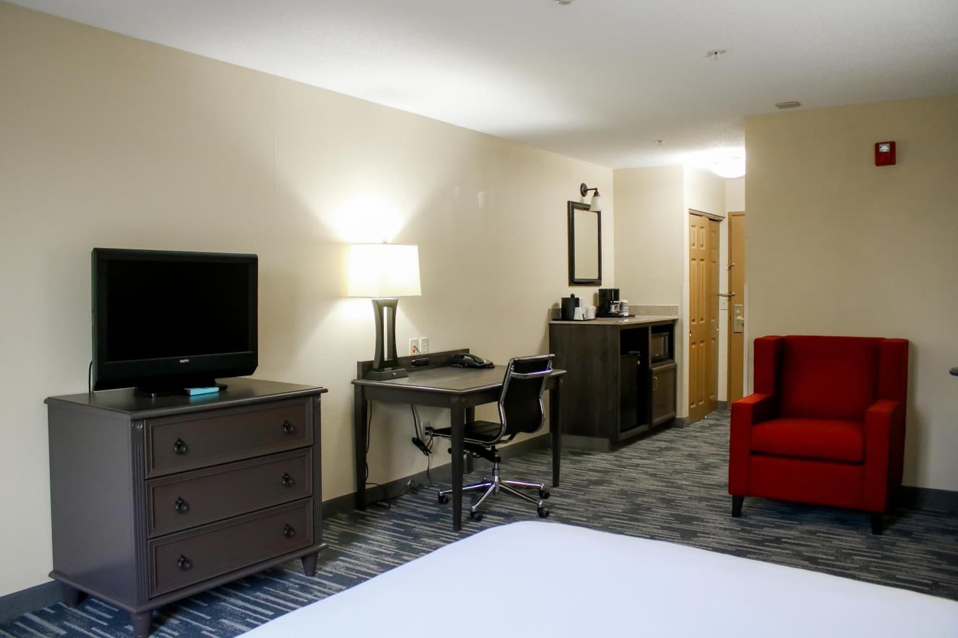 Country Inn & Suites by Radisson, Richmond West at I-64, VA gallery photo in Richmond, VA — image 15