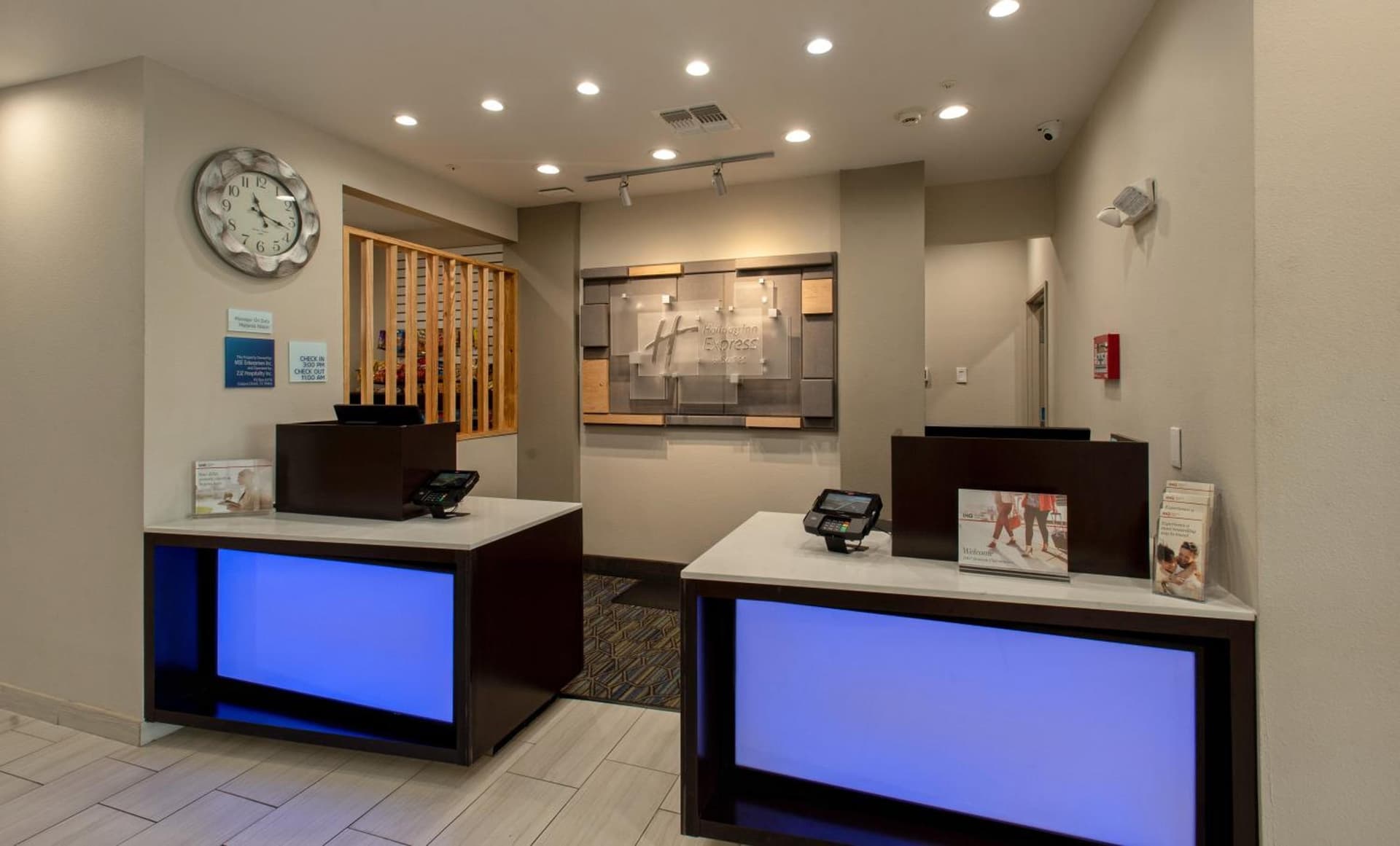 Holiday Inn Express Hotel and Suites Port Aransas/Beach Area by IHG gallery photo in Port Aransas, TX — image 21