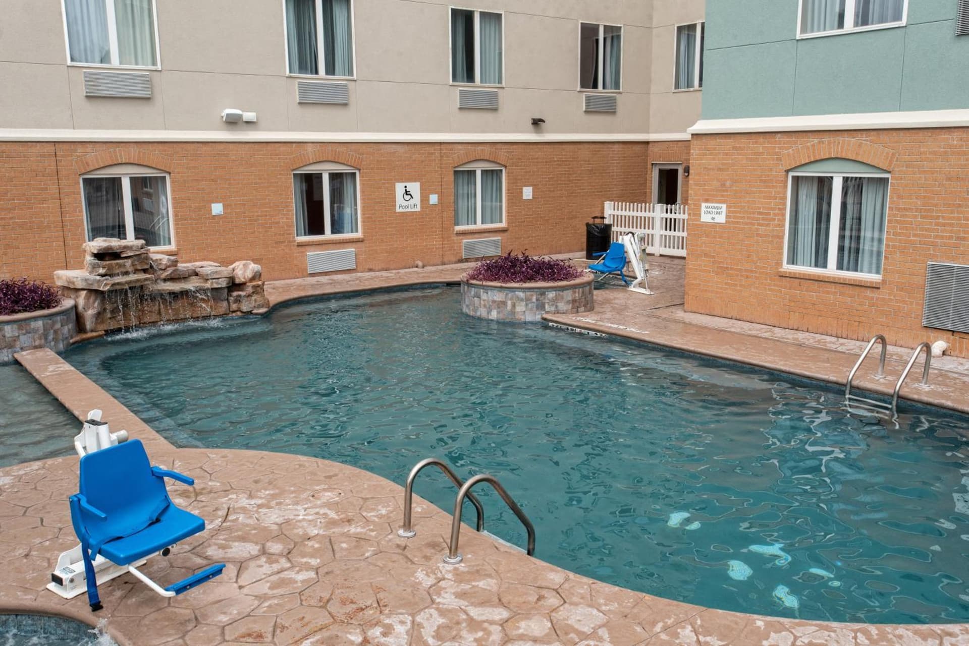 Holiday Inn Express Hotel and Suites Port Aransas/Beach Area by IHG gallery photo in Port Aransas, TX — image 36