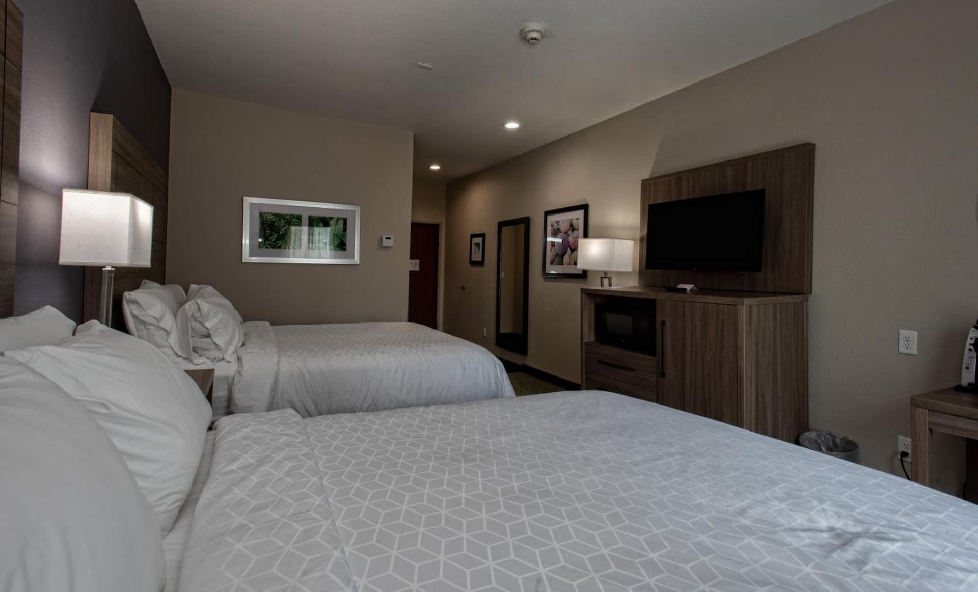 Holiday Inn Express Hotel and Suites Port Aransas/Beach Area by IHG gallery photo in Port Aransas, TX — image 20