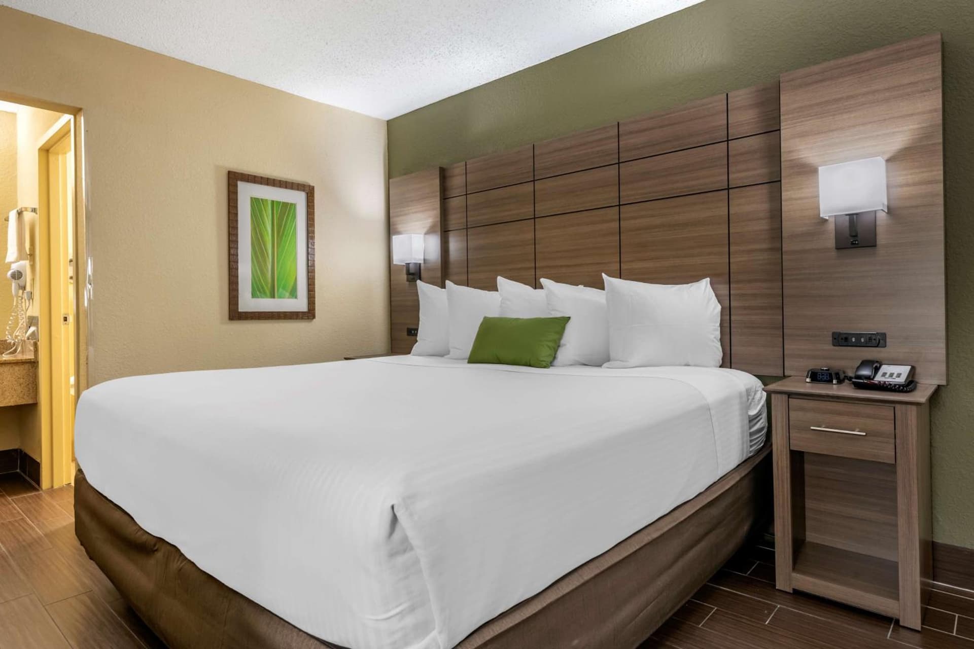Best Western Downtown Stuart gallery photo in Stuart, FL — image 5