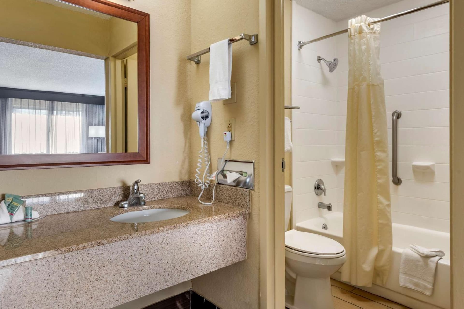 Best Western Downtown Stuart gallery photo in Stuart, FL — image 16