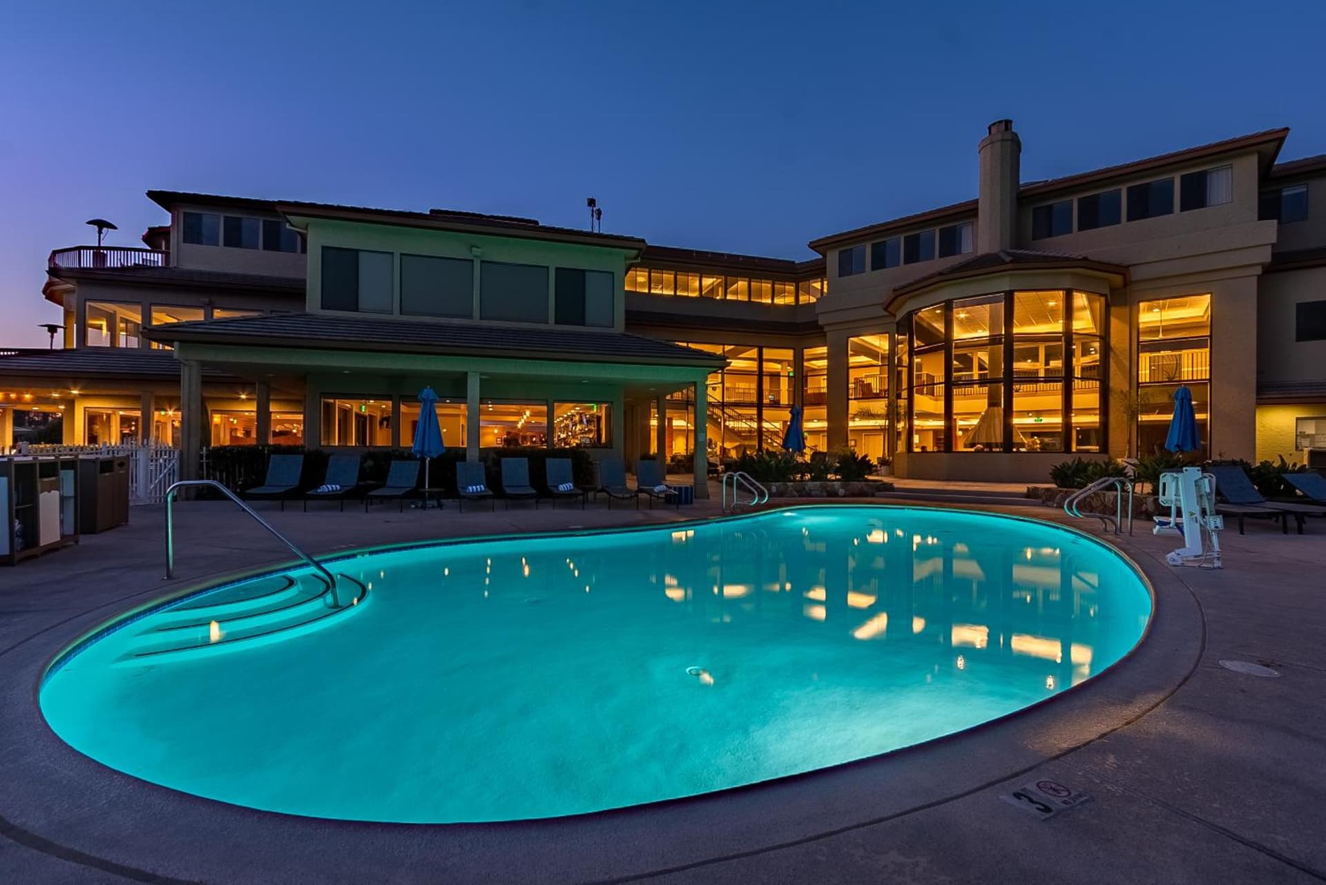 Seascape Beach Resort interior in Aptos, CA — gallery photo 2